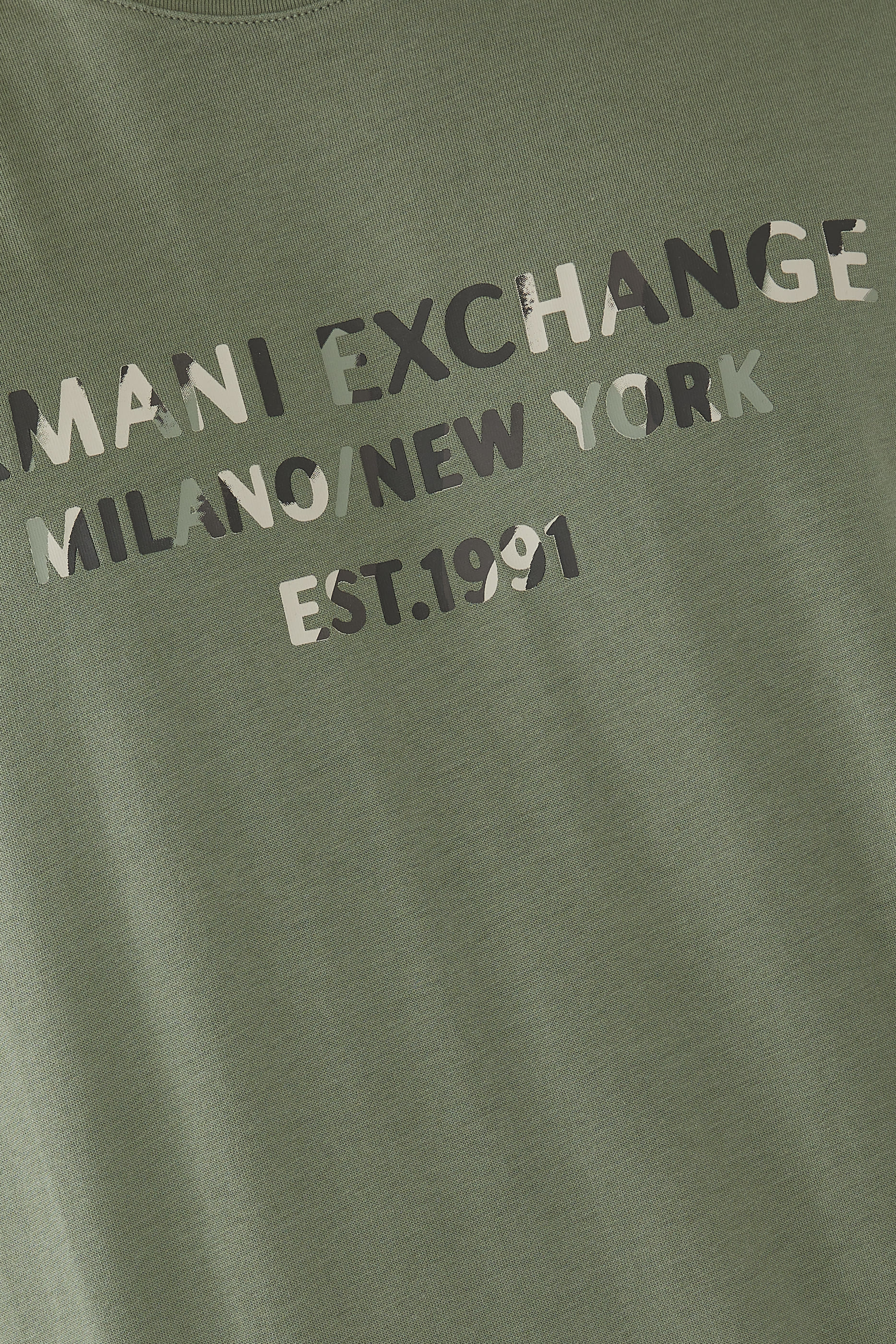 تيشيرت ايه اس في بشعار الماركة بتصميم مموه قطن