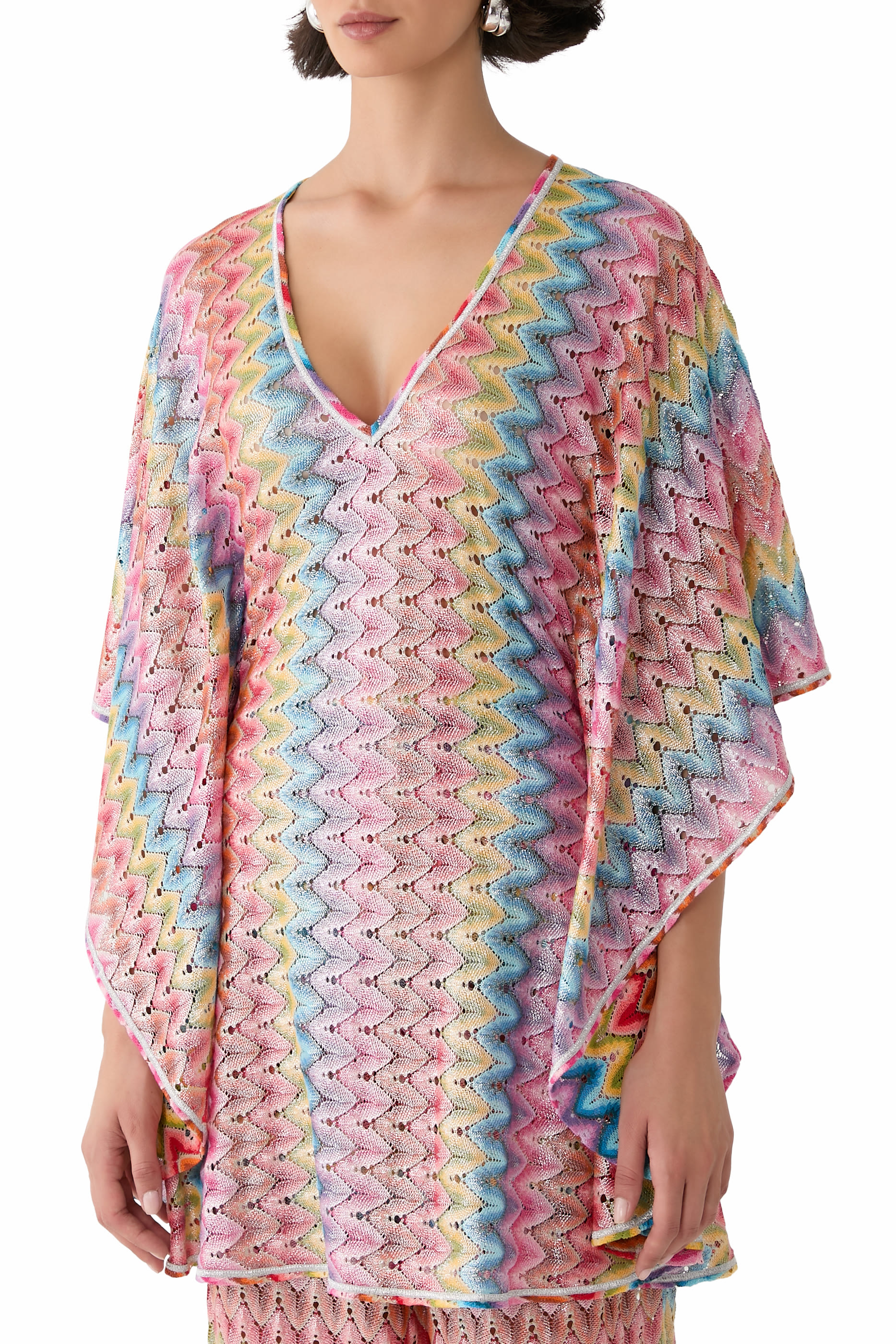 روب قصير بنقشة خطوط متعرجة للإرتداء فوق ملابس السباحة