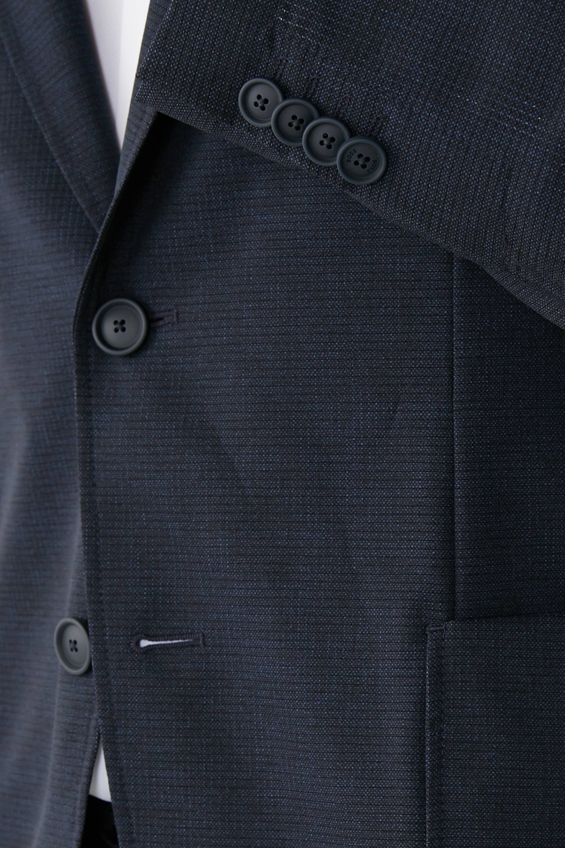 بلايزر بقصة ضيقة