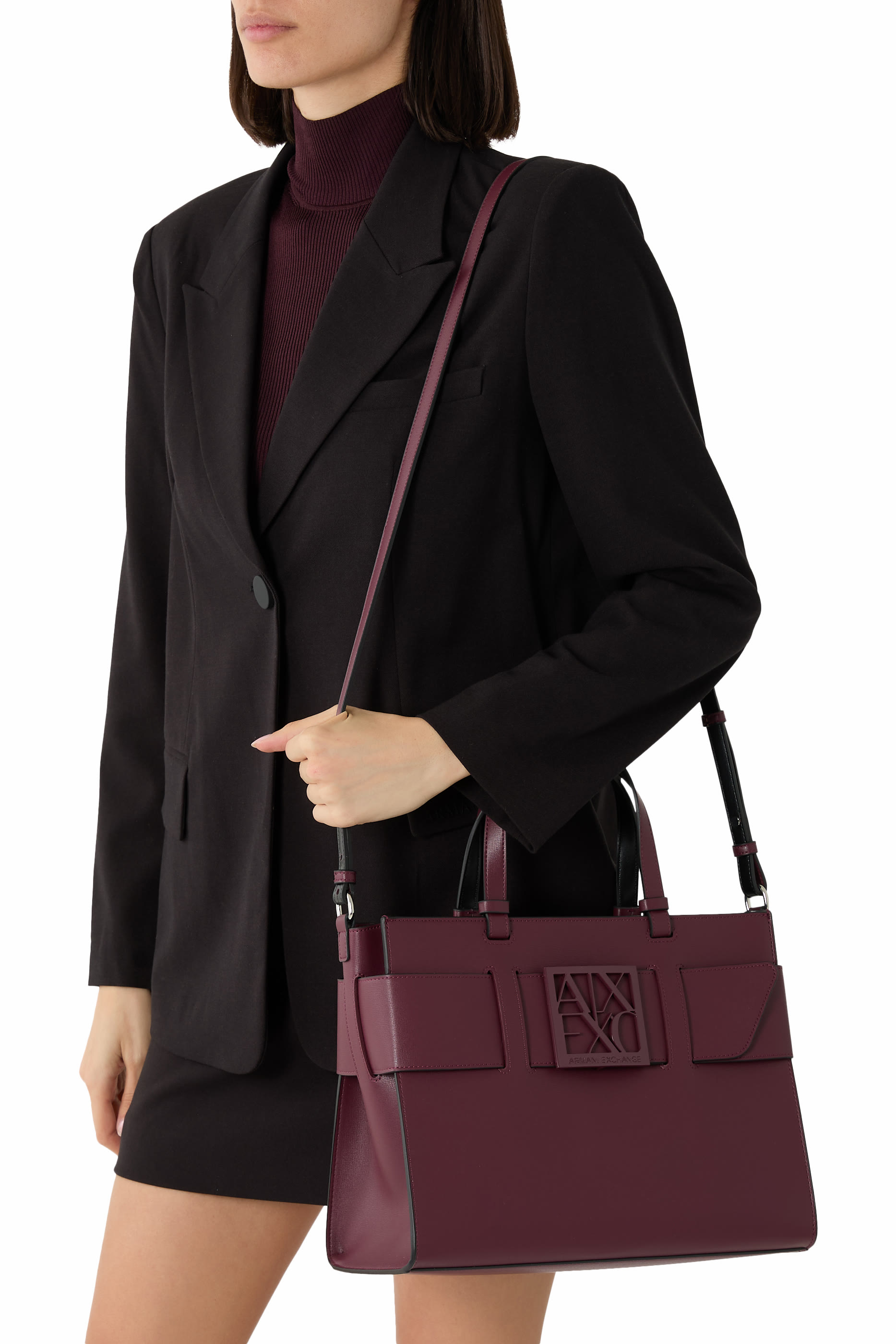 حقيبة يد بحلية شعار الماركة