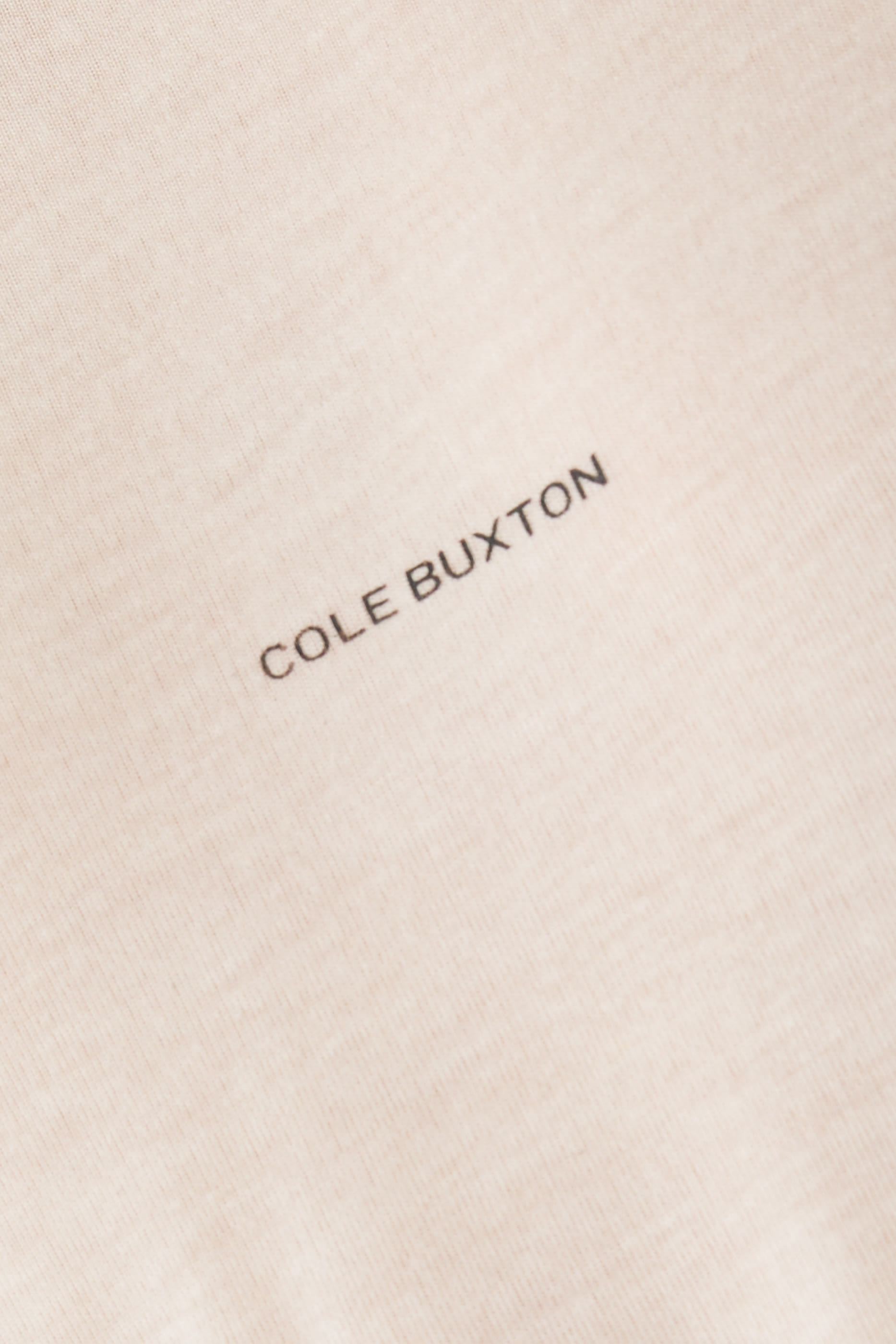 تيشيرت شفاف بأكمام طويلة