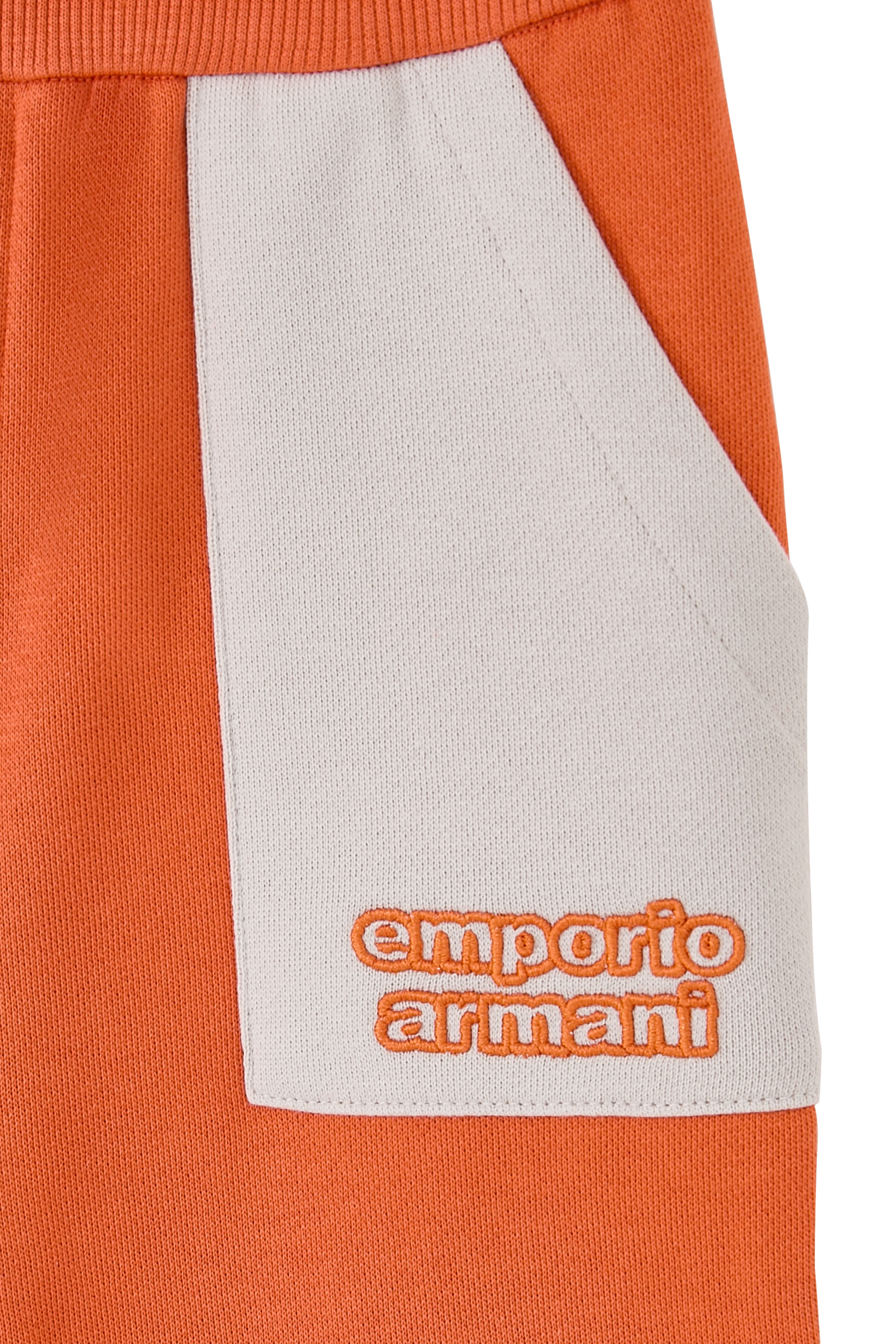 بنطال رياضي بتفاصيل بلون مغاير للأطفال