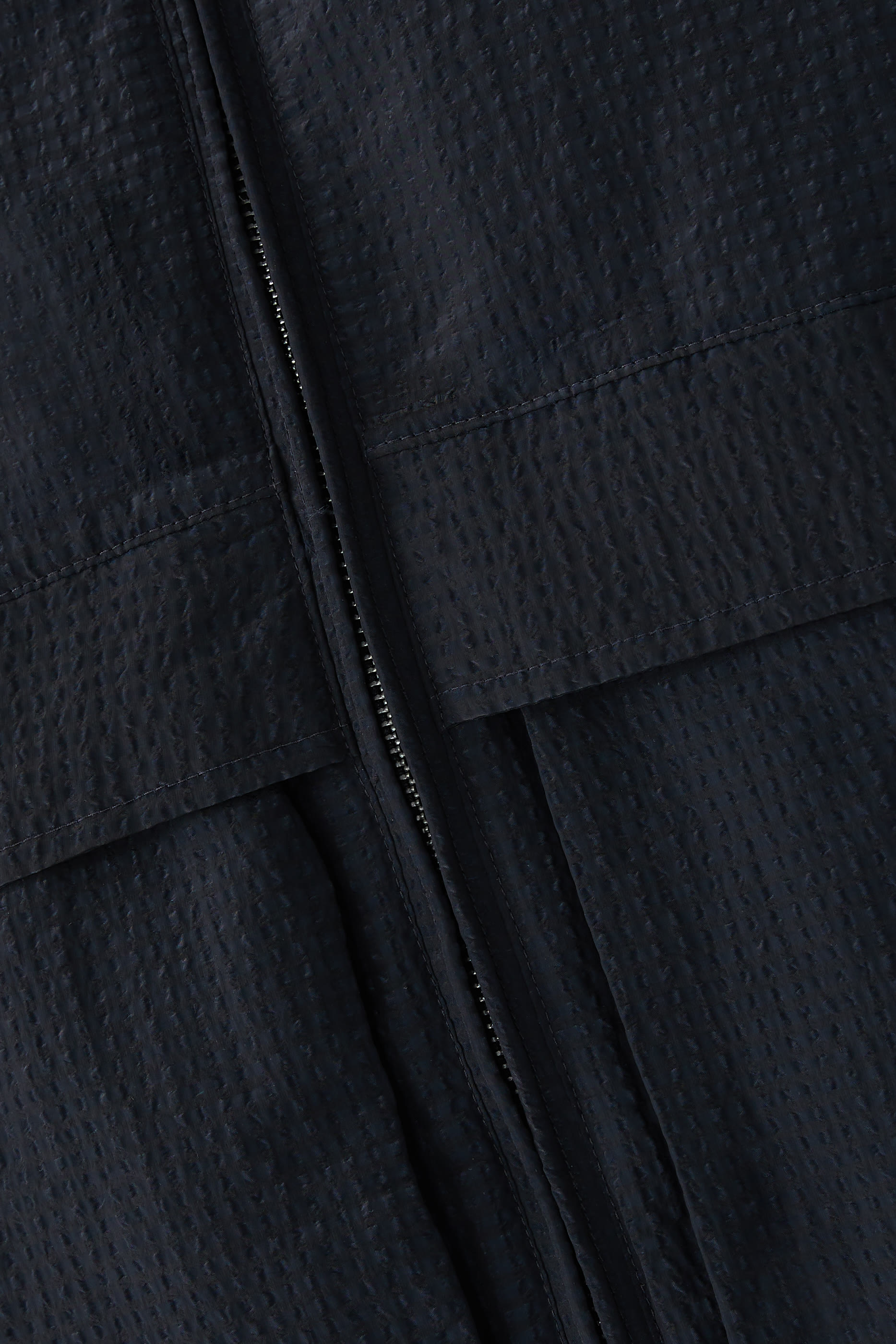 جاكيت بسحاب