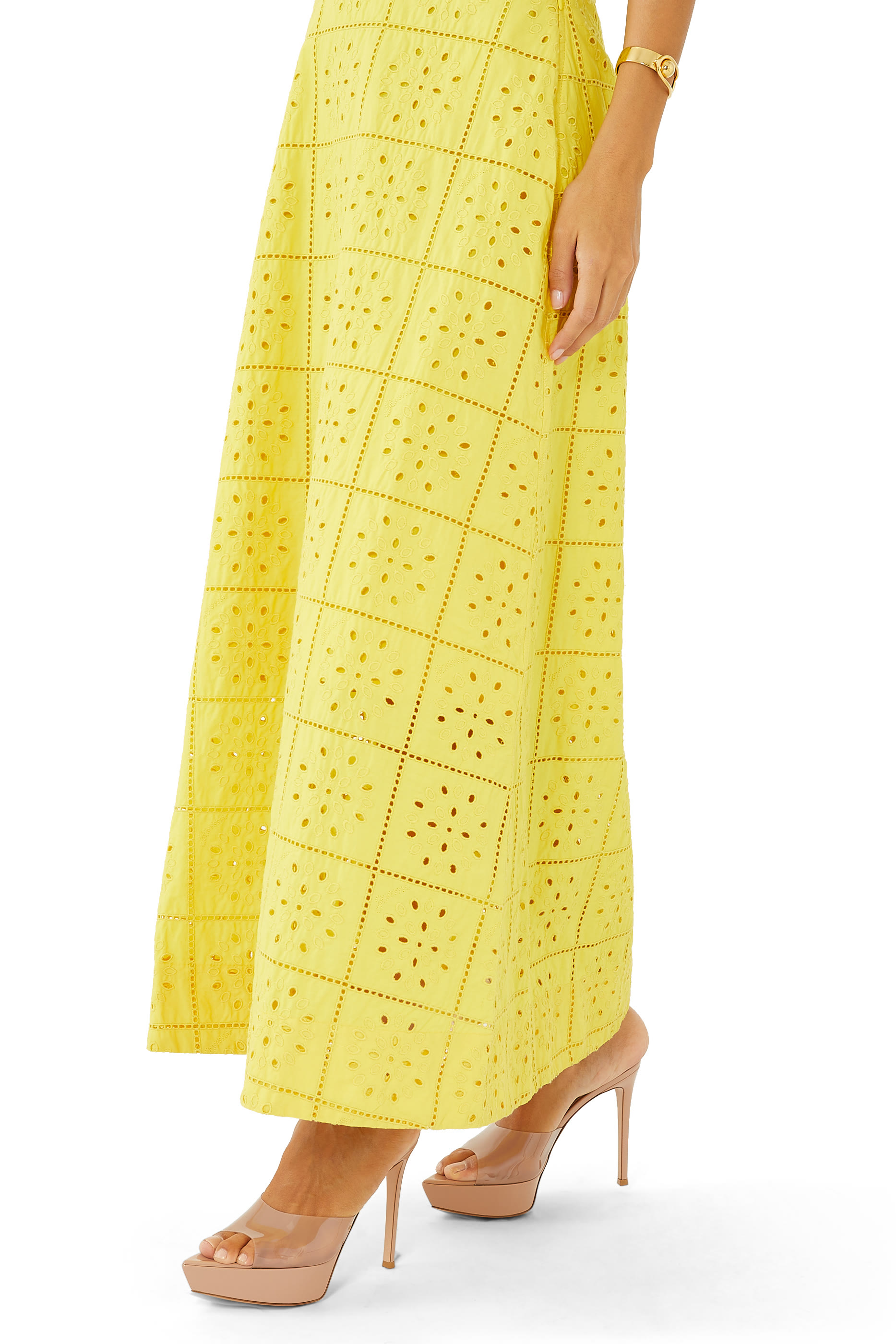 حذاء بيتي 85 مفتوح بنعل سميك وأجزاء شفافة