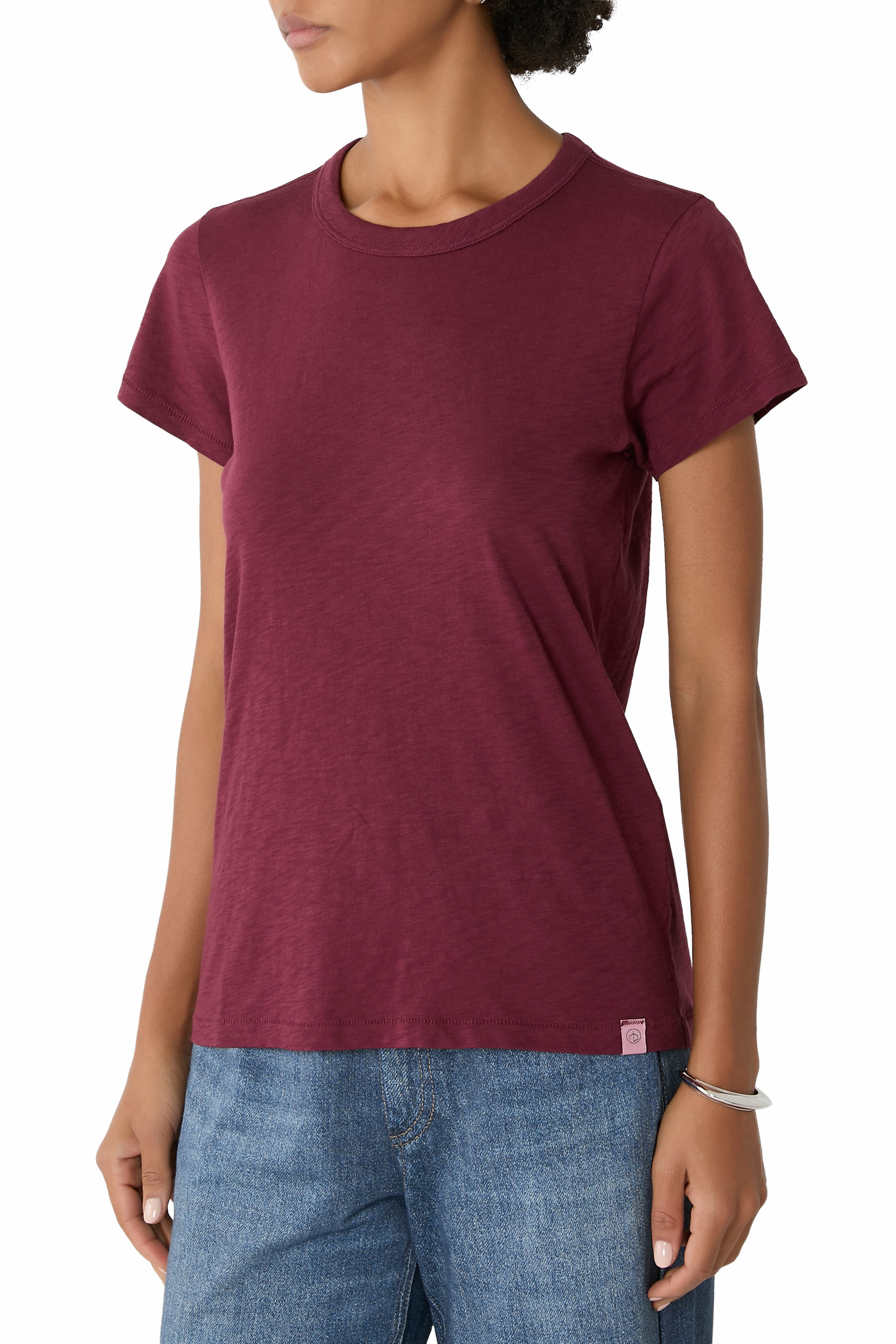 تيشيرت قماش بارز الملمس