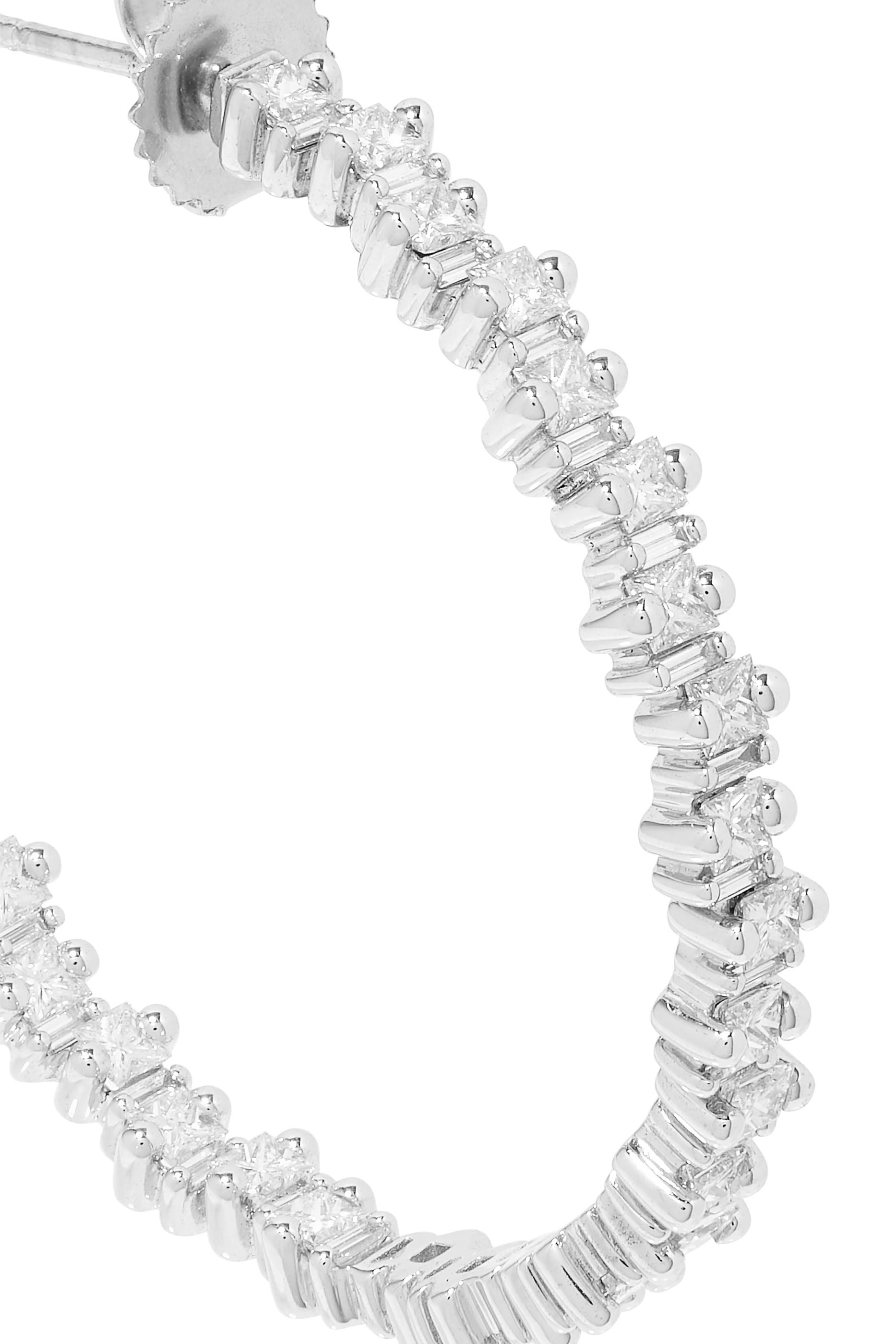 أقراط دائرية