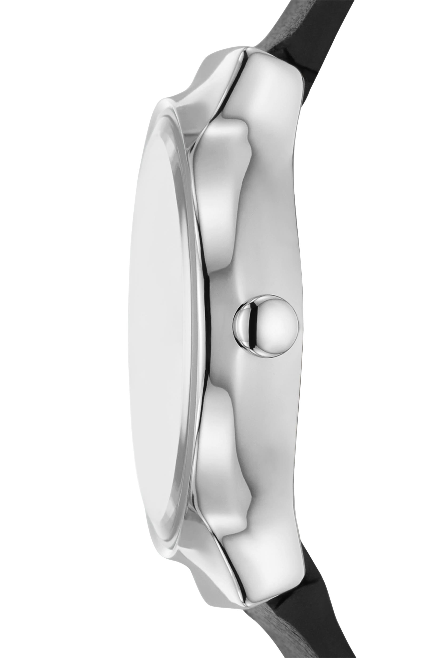 ساعة فريجا ليل بعقربين، جلد