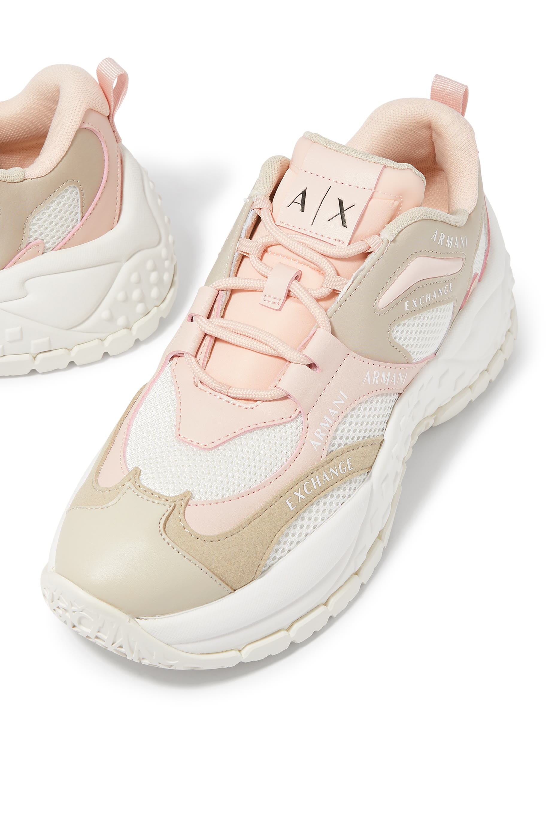 سنيكرز سامر بيتس بكاحل منخفض