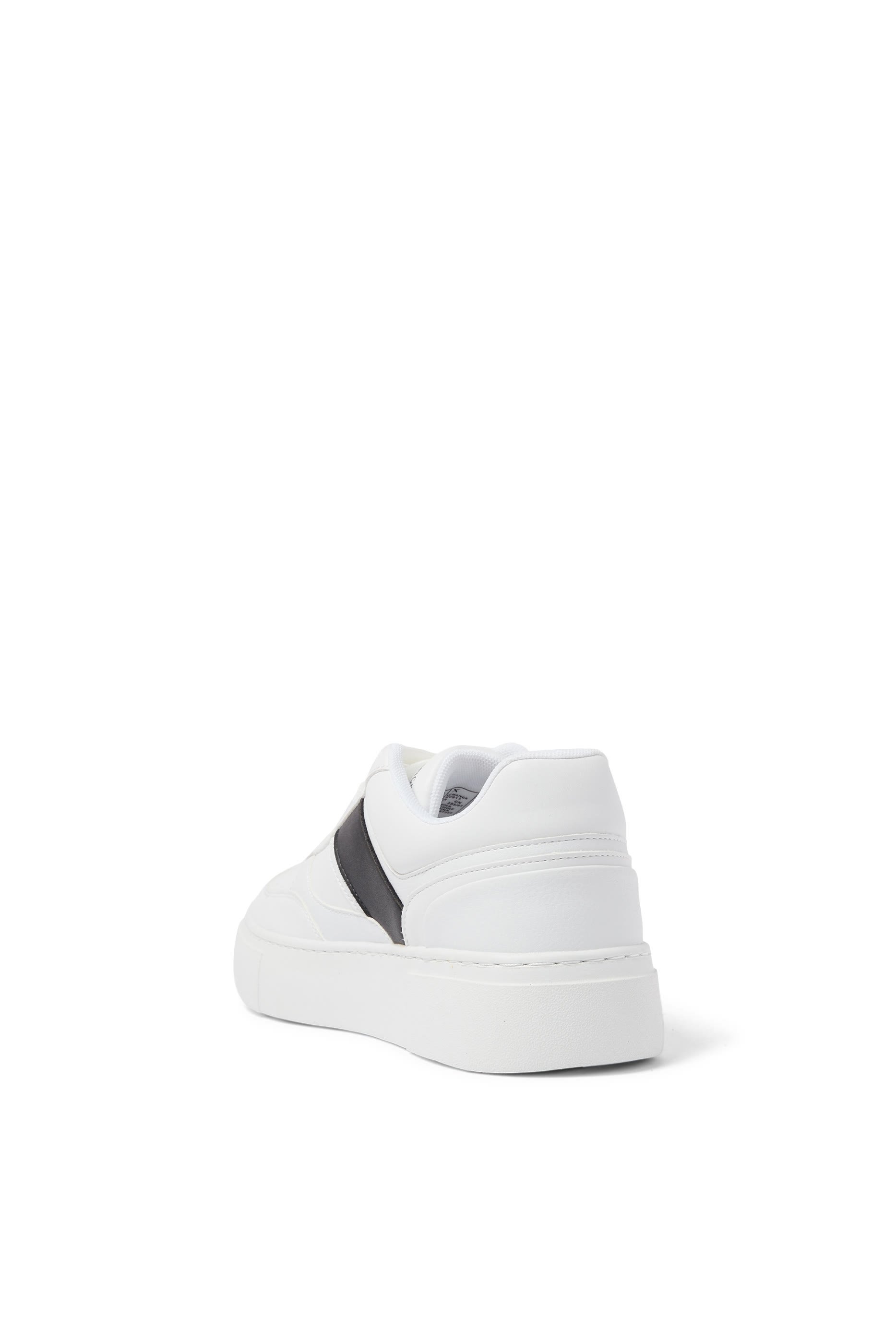 سنيكرز كيرت بشعار حرفي الماركة جلد صناعي