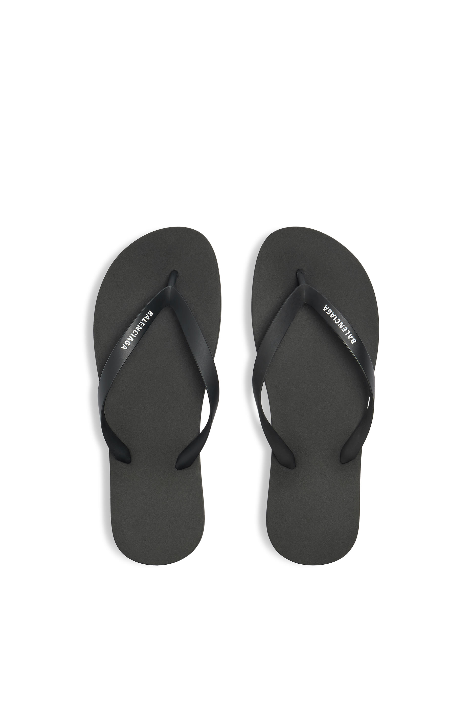 صندل بتصميم ثونغ