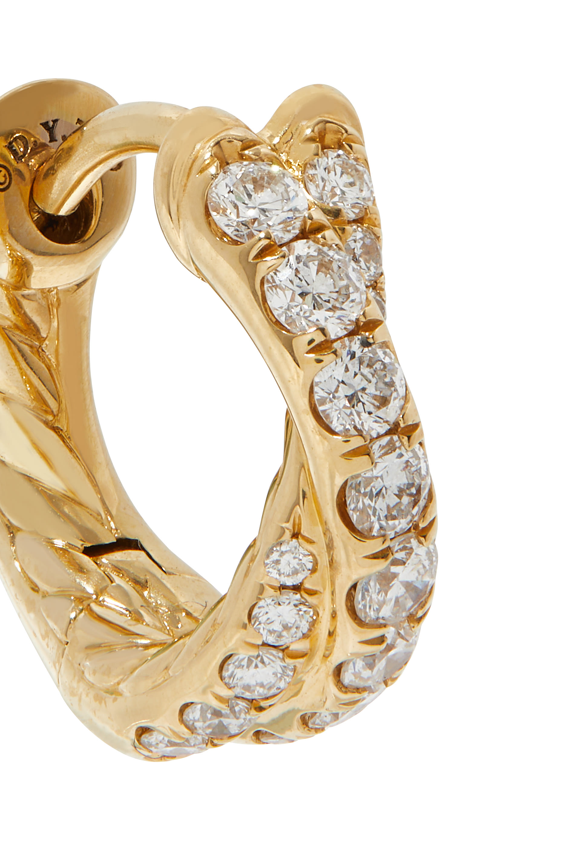 أقراط صغيرة بافيه بتصميم متقاطع