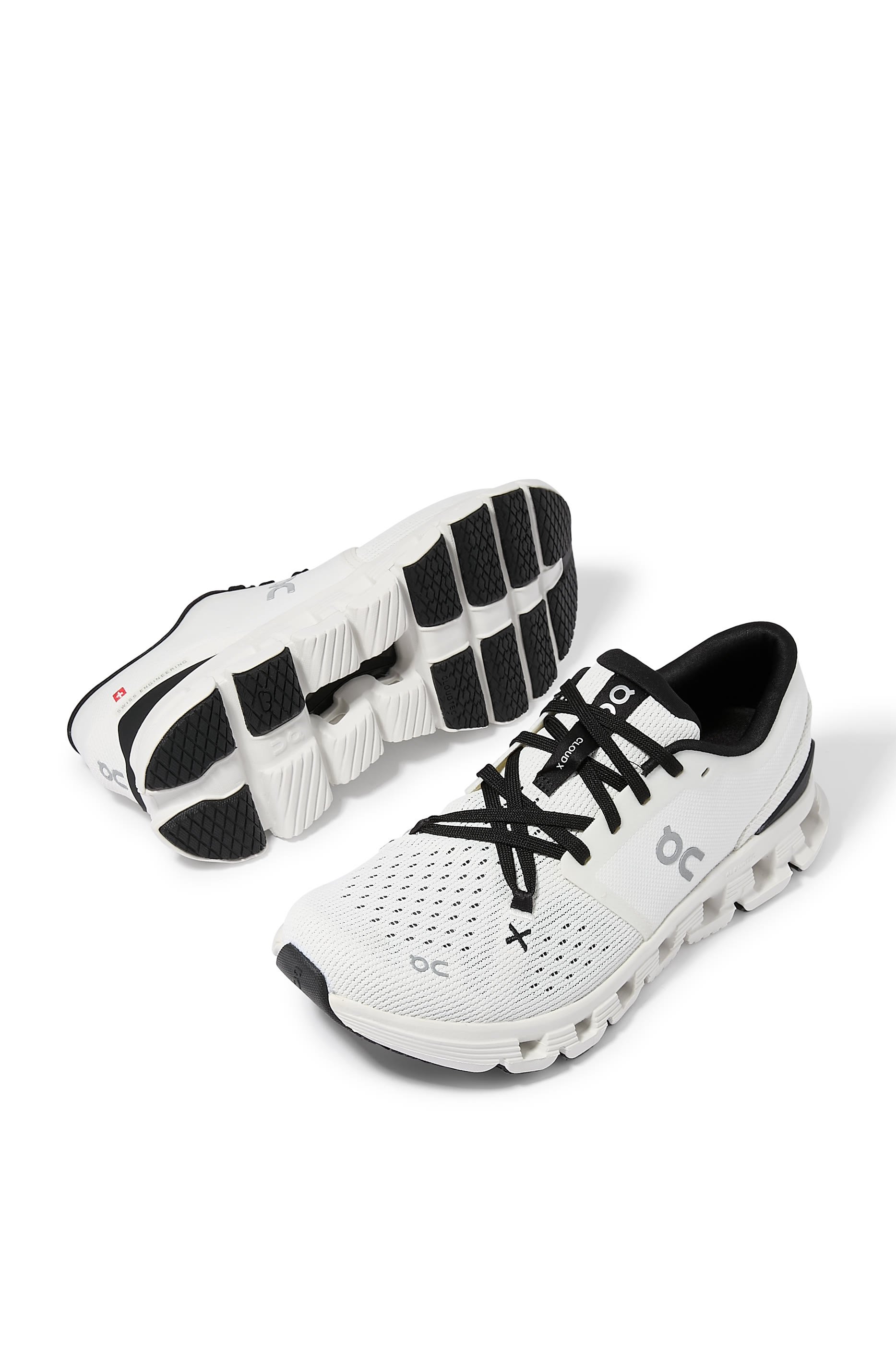 سنيكرز كلاود اكس 4 بكاحل منخفض