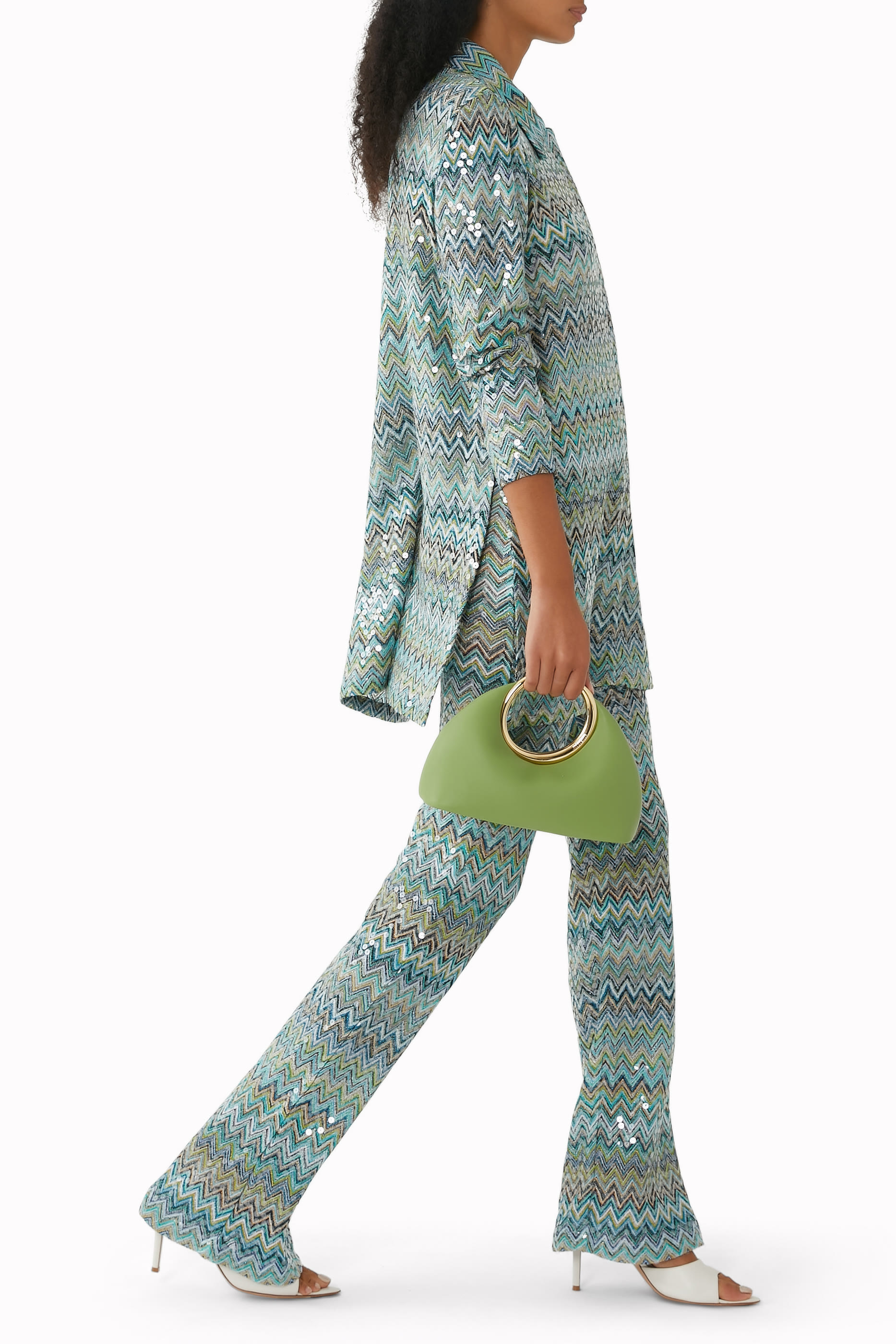 بنطال بنقشة خطوط متعرجة