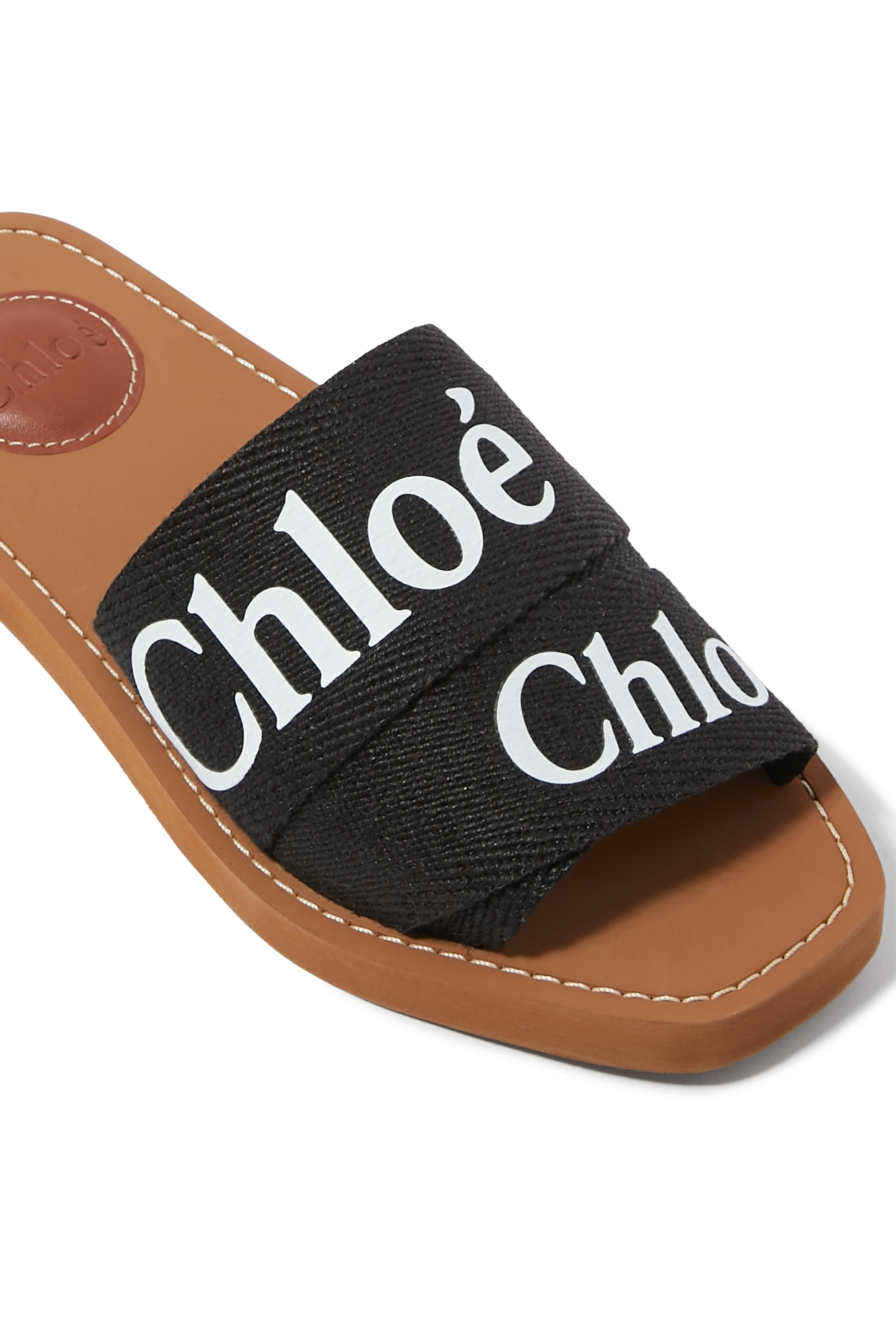 حذاء وودي مفتوح من الخلف