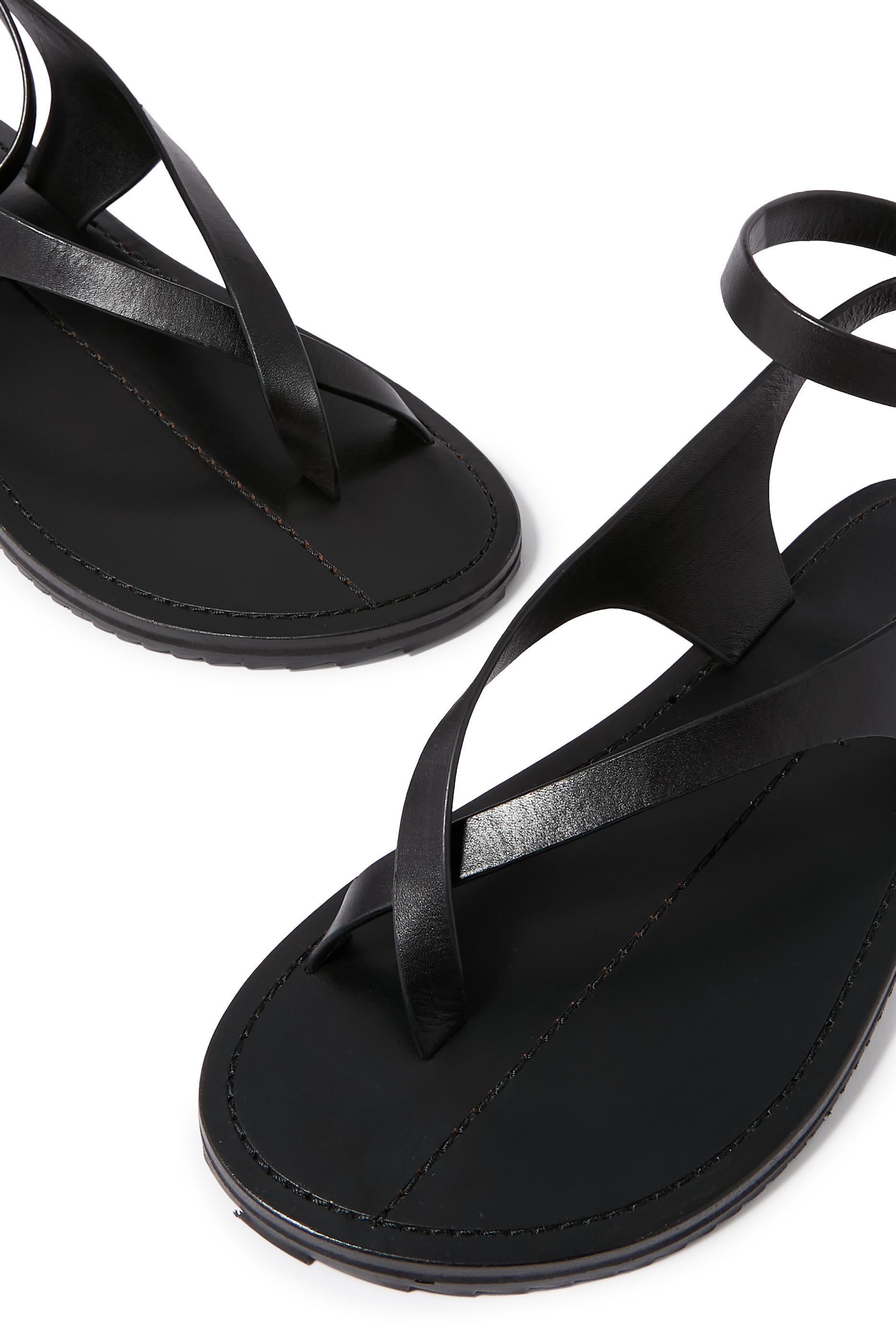 صندل ميلار بسيور ونعل مسطح