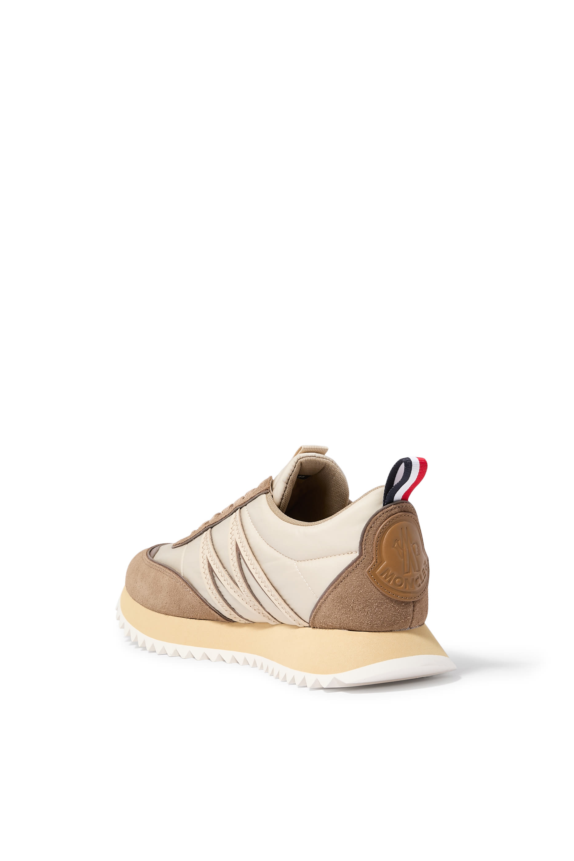 سنيكرز باسي بكاحل منخفض