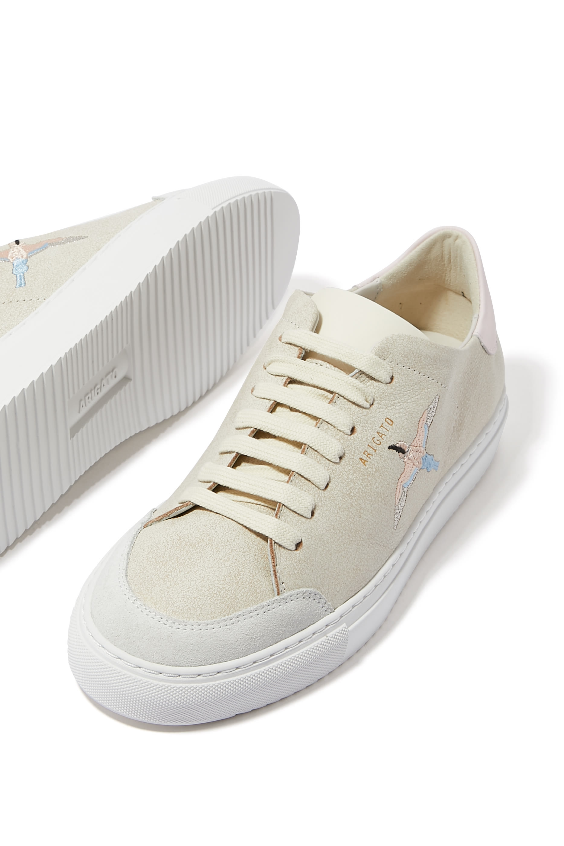 سنيكرز كلين 90 بشعار الماركة