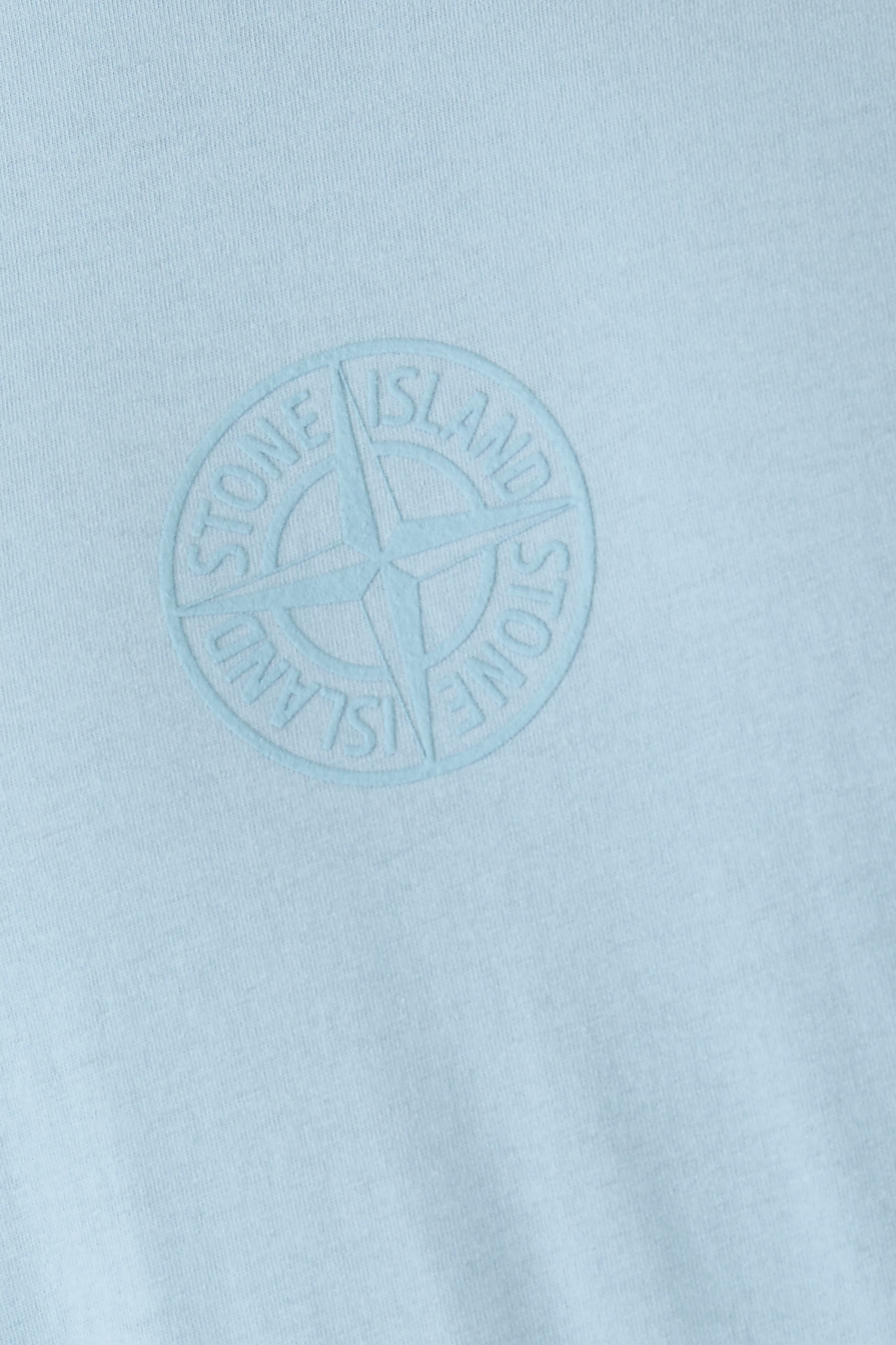 تيشيرت بشعار الماركة غرافيكي