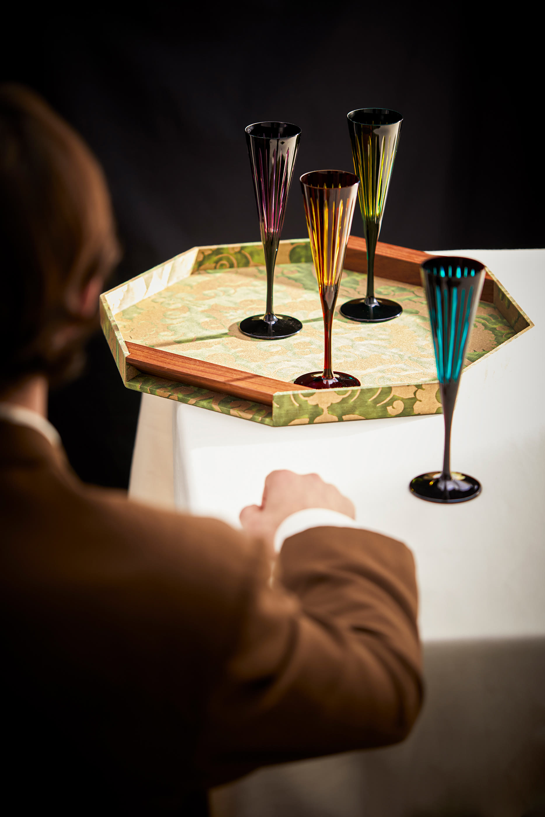 طقم كاسات رفيعة بريسم أمبر، 4 قطع