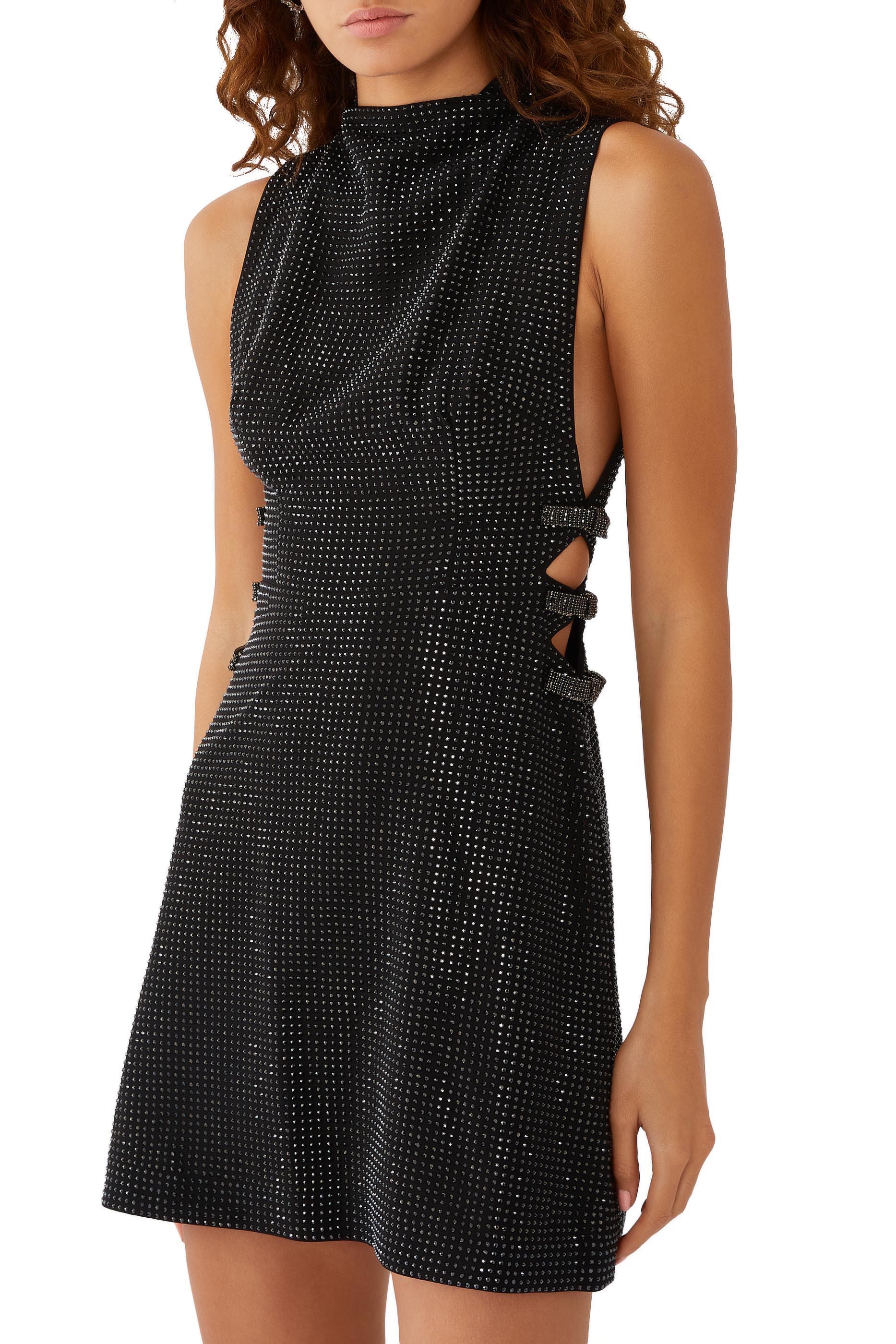 فستان قصير كريب مرصع بأحجار الراين