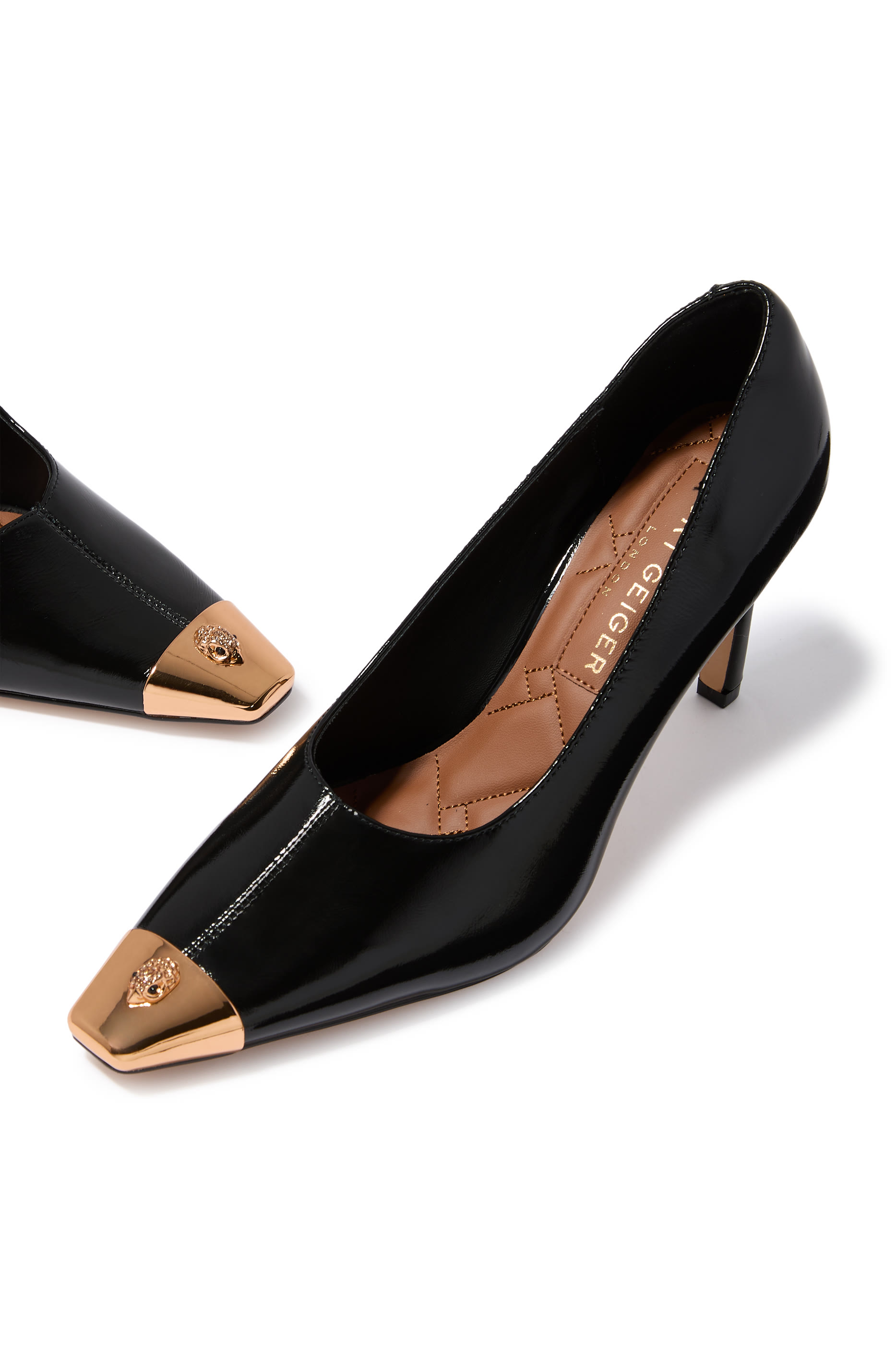 حذاء كلاسيكي ريجينت كورت 90