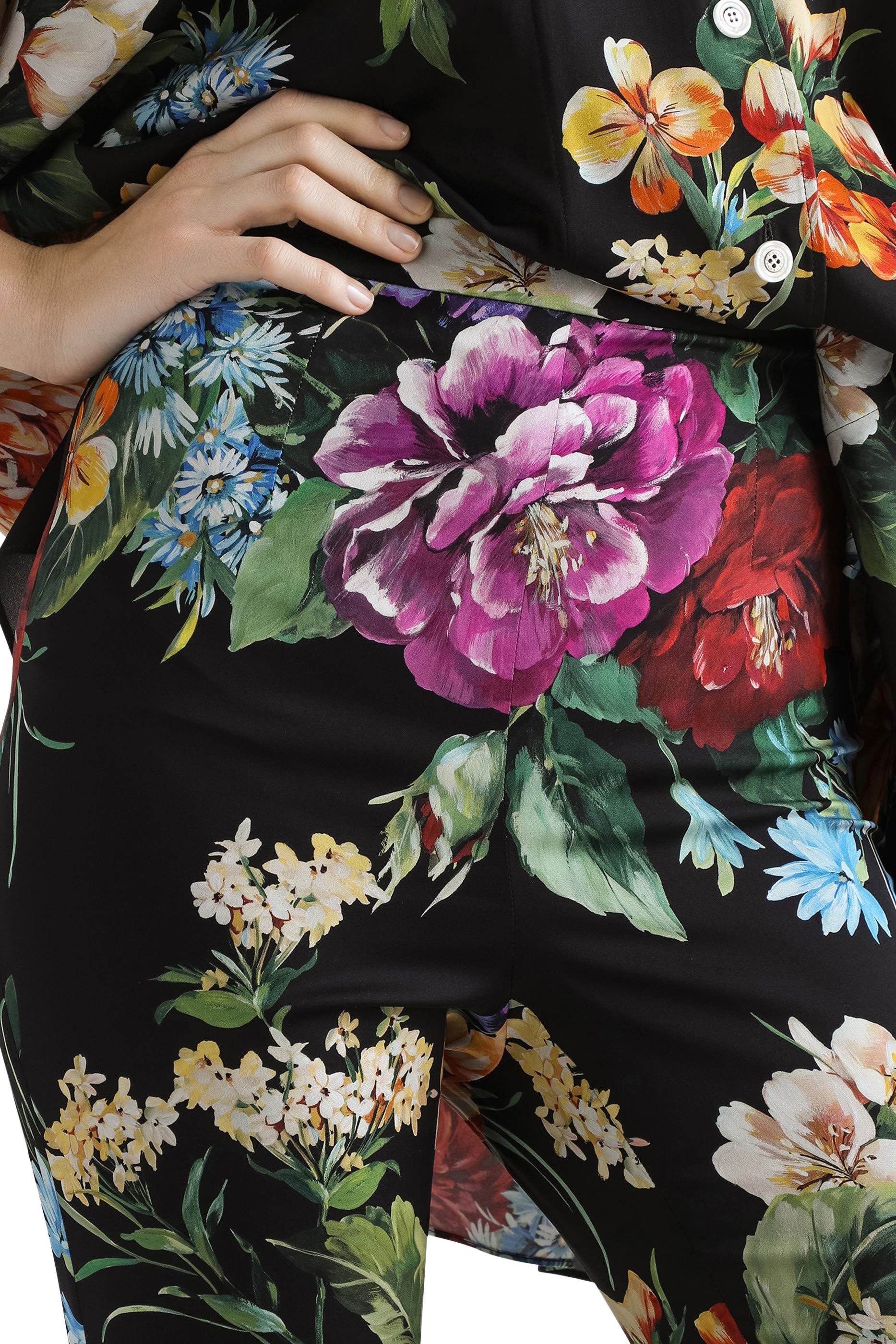 بنطال بنقشة زهور شارموز