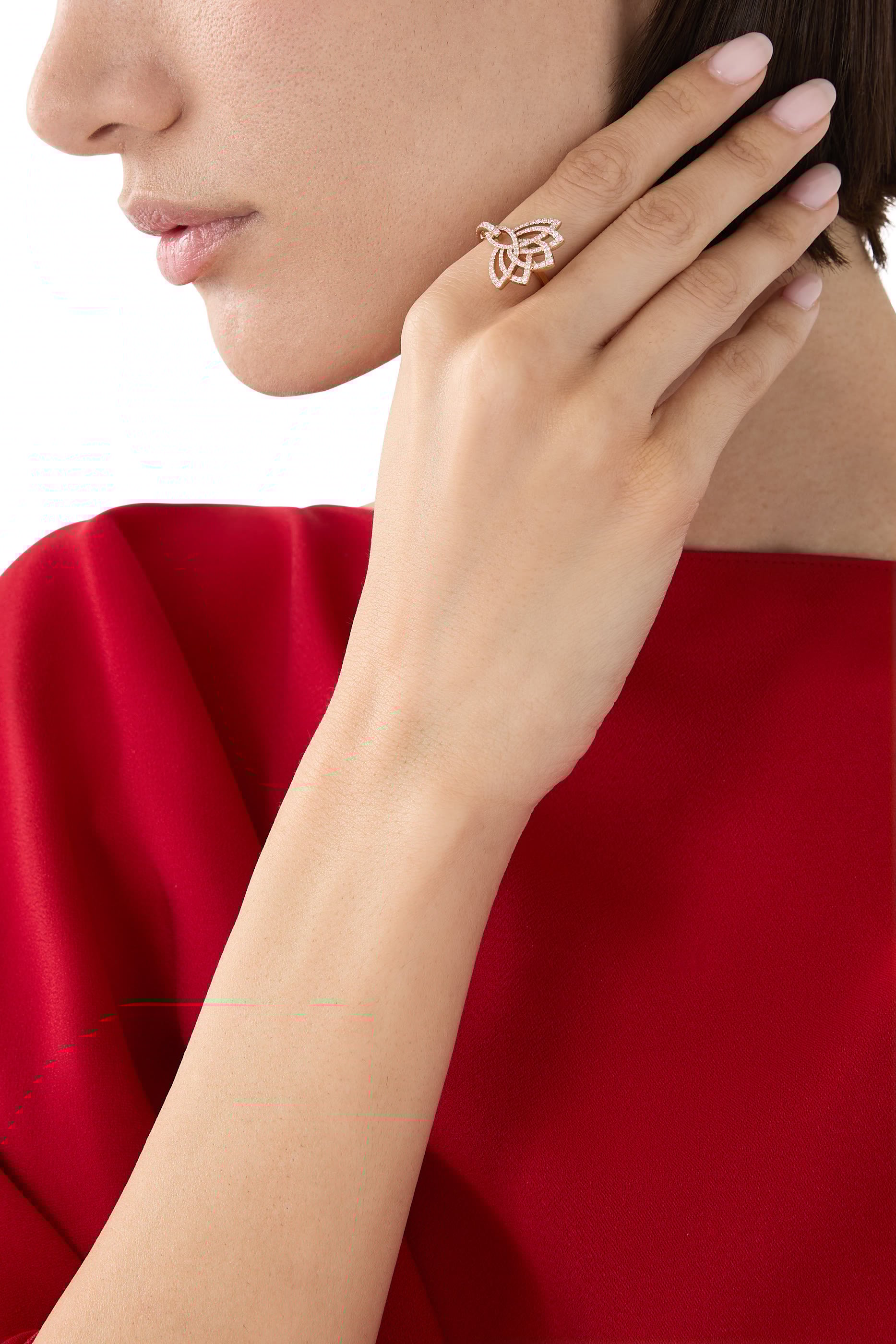 خاتم لوتس بلوزوم مرصع بالماس الأبيض، ذهب وردي عيار 18