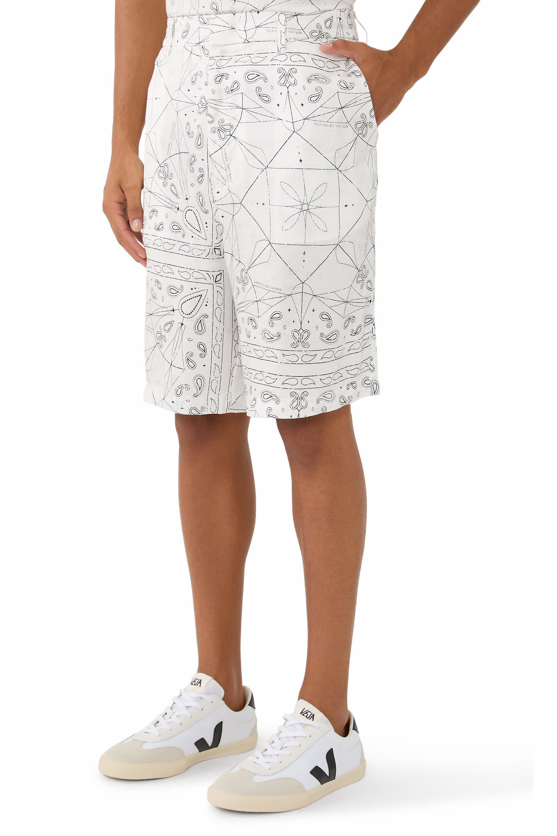 شورت بيرمودا فيسكوز أي أس في