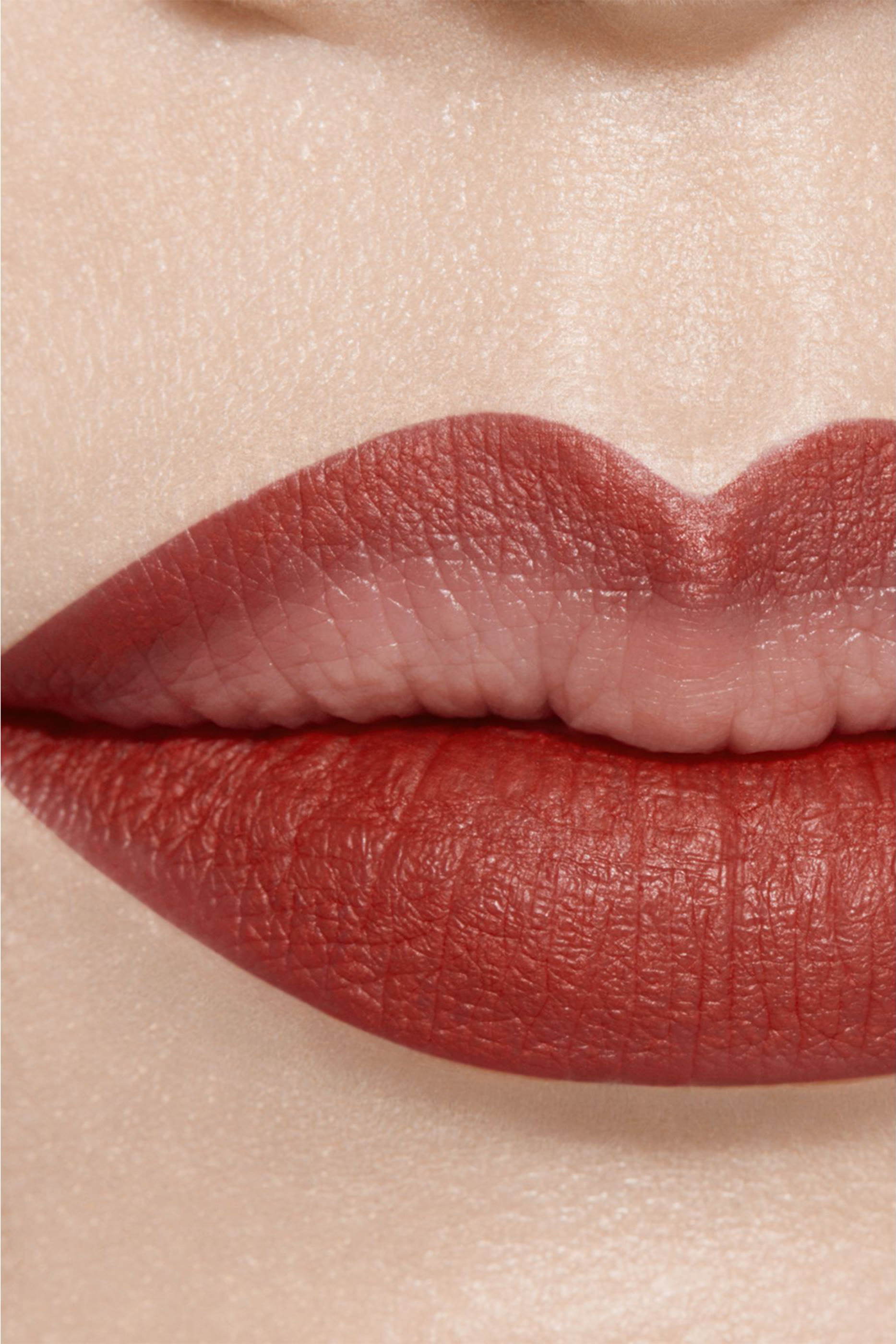 قلم شفاه لو كريون ليفر