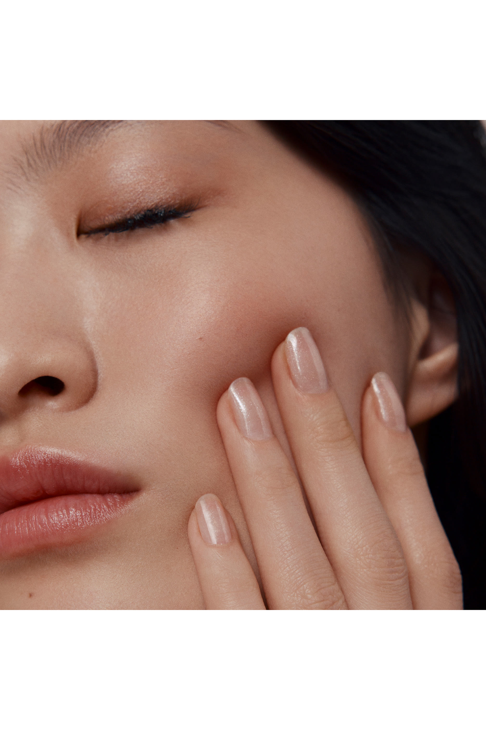 طلاء الأظافر Les Mains Herm&egrave;s