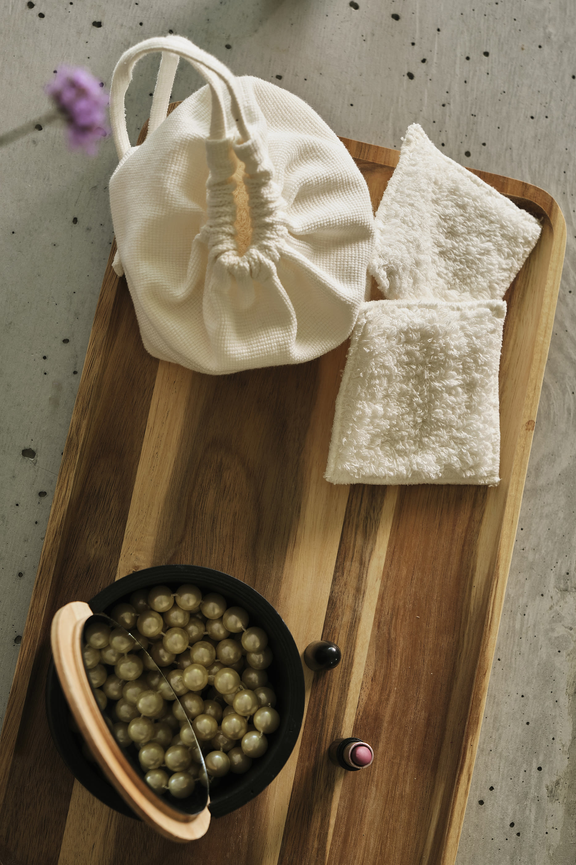 حقيبة مناديل تجميل