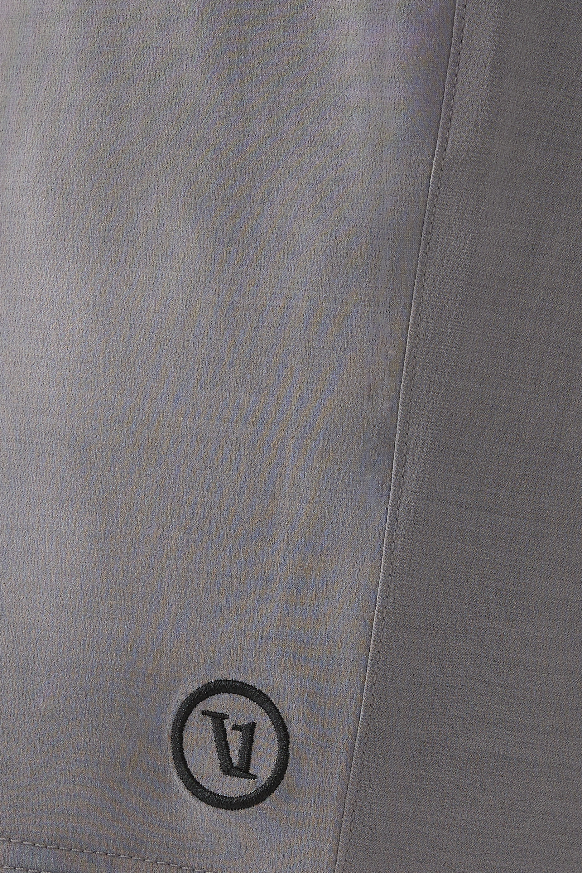 شورت إيليفايت كوري