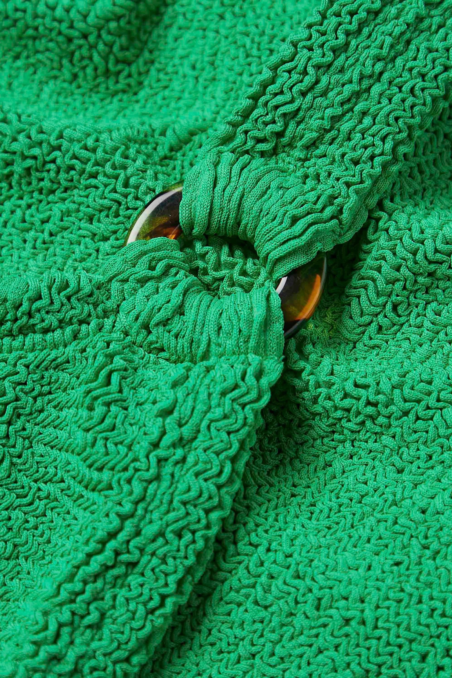 بدلة سباحة دومينو