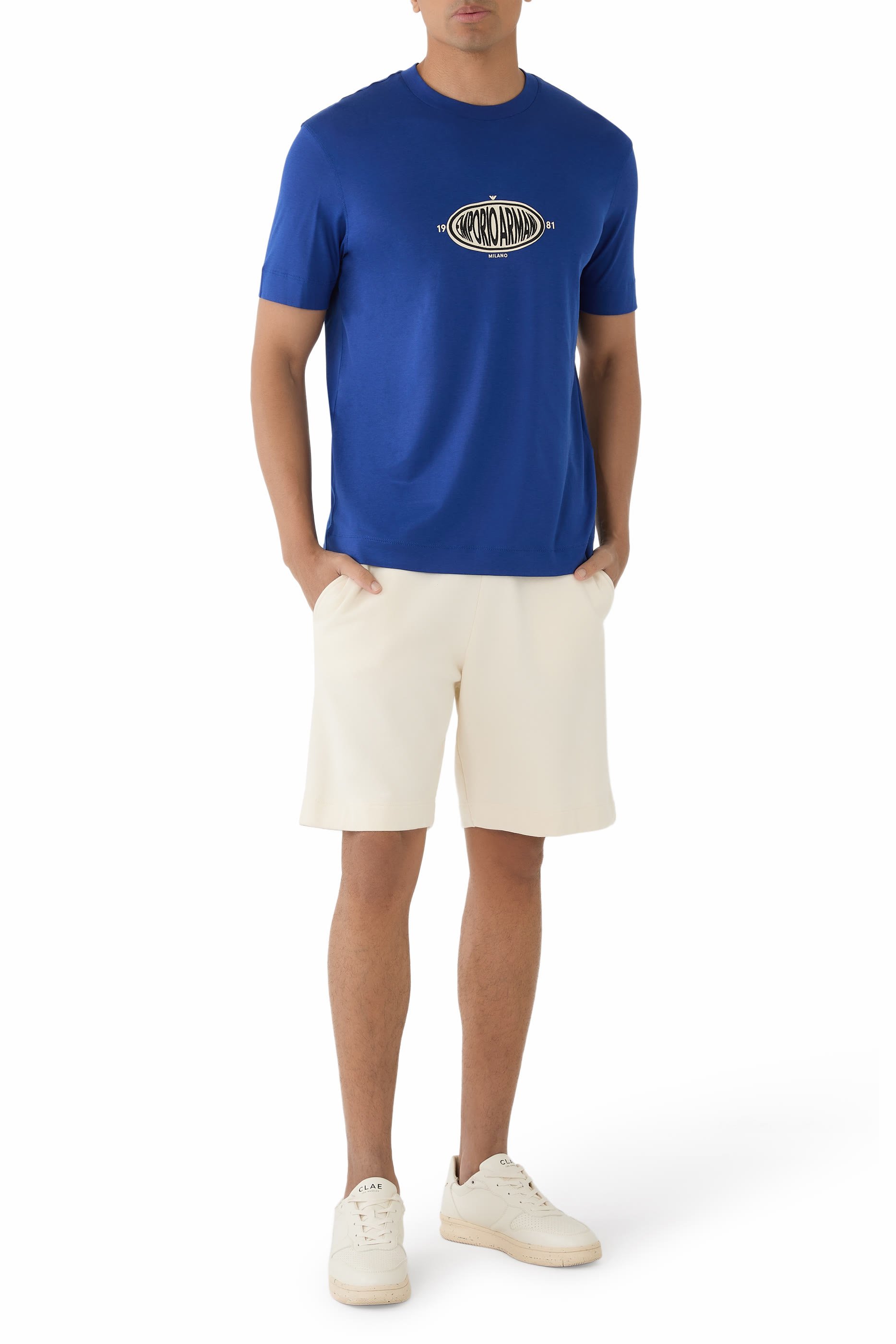 تيشيرت برقعة شعار الماركة