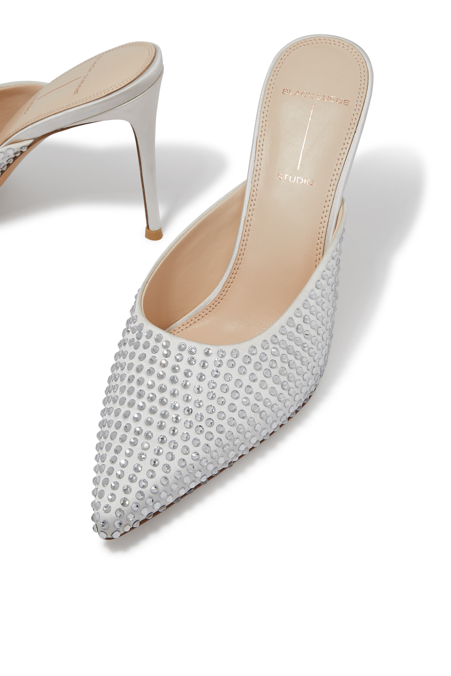 حذاء لوف 100 مفتوح من الخلف