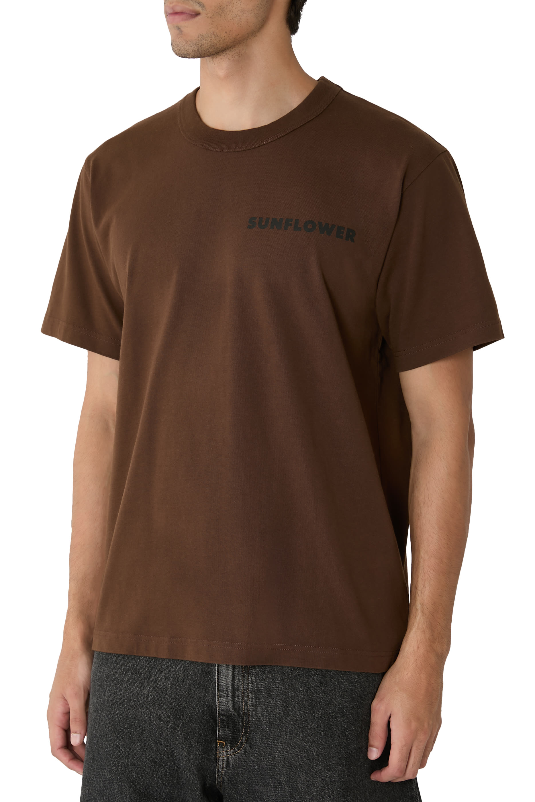 تيشيرت ماستر بشعار الماركة