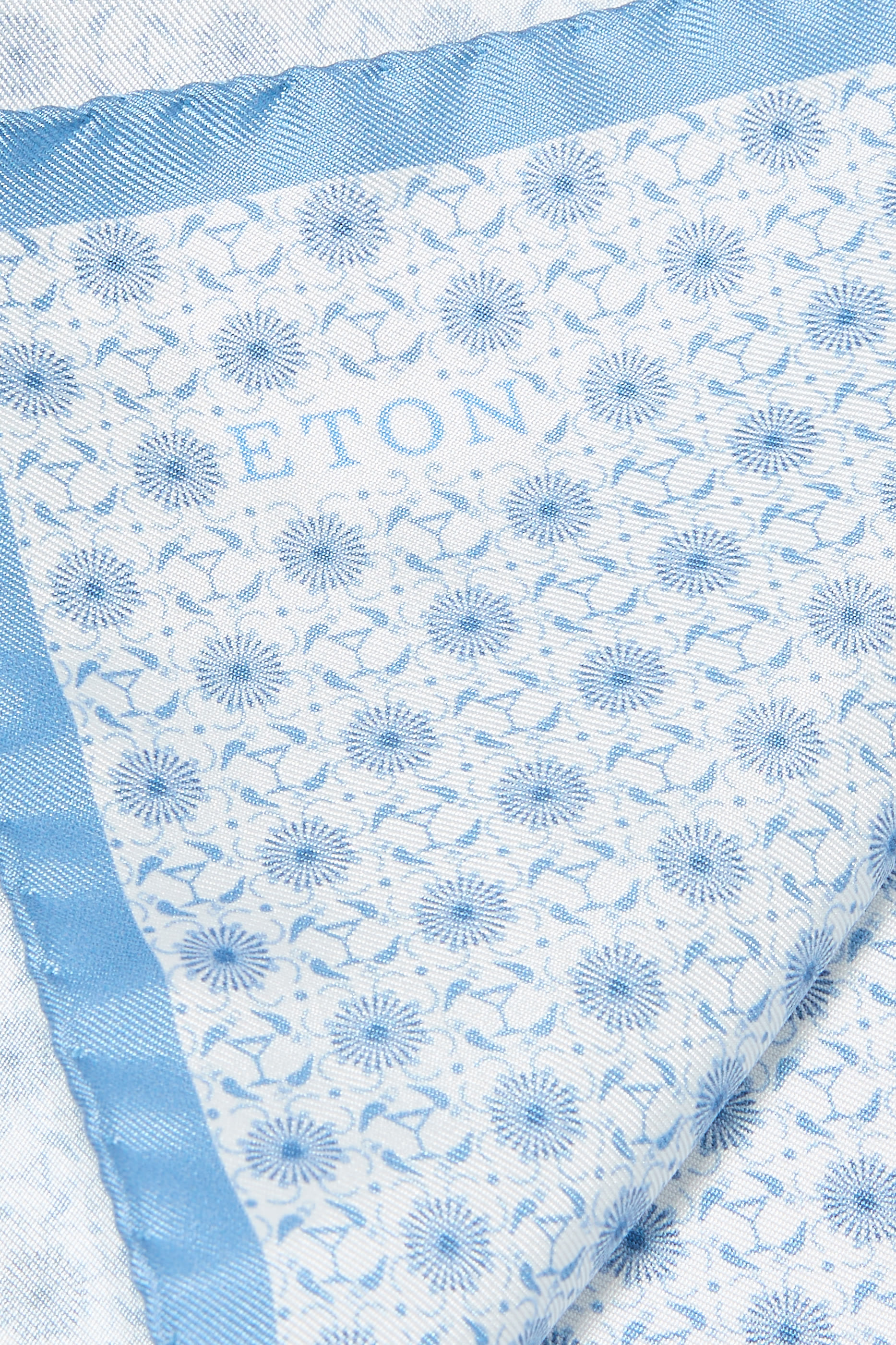 منديل جيب مربع بنقشة هندسية حرير