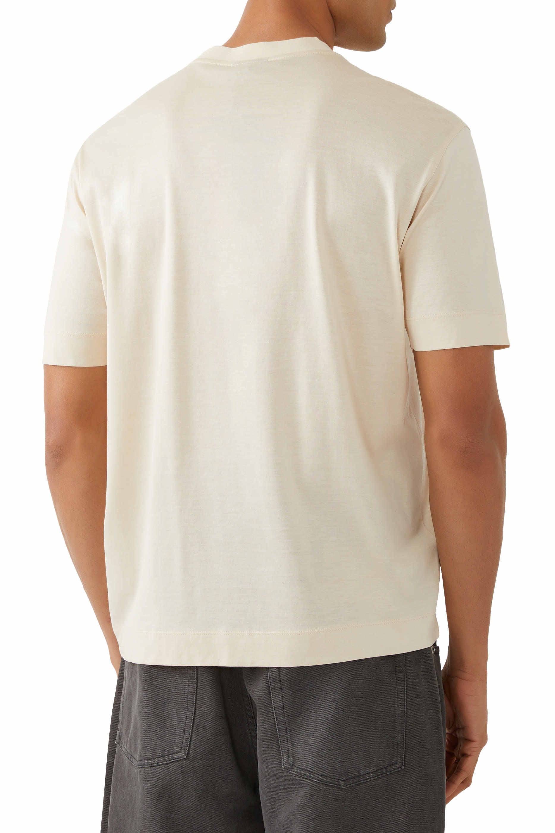 تيشيرت بشعار الماركة قطن