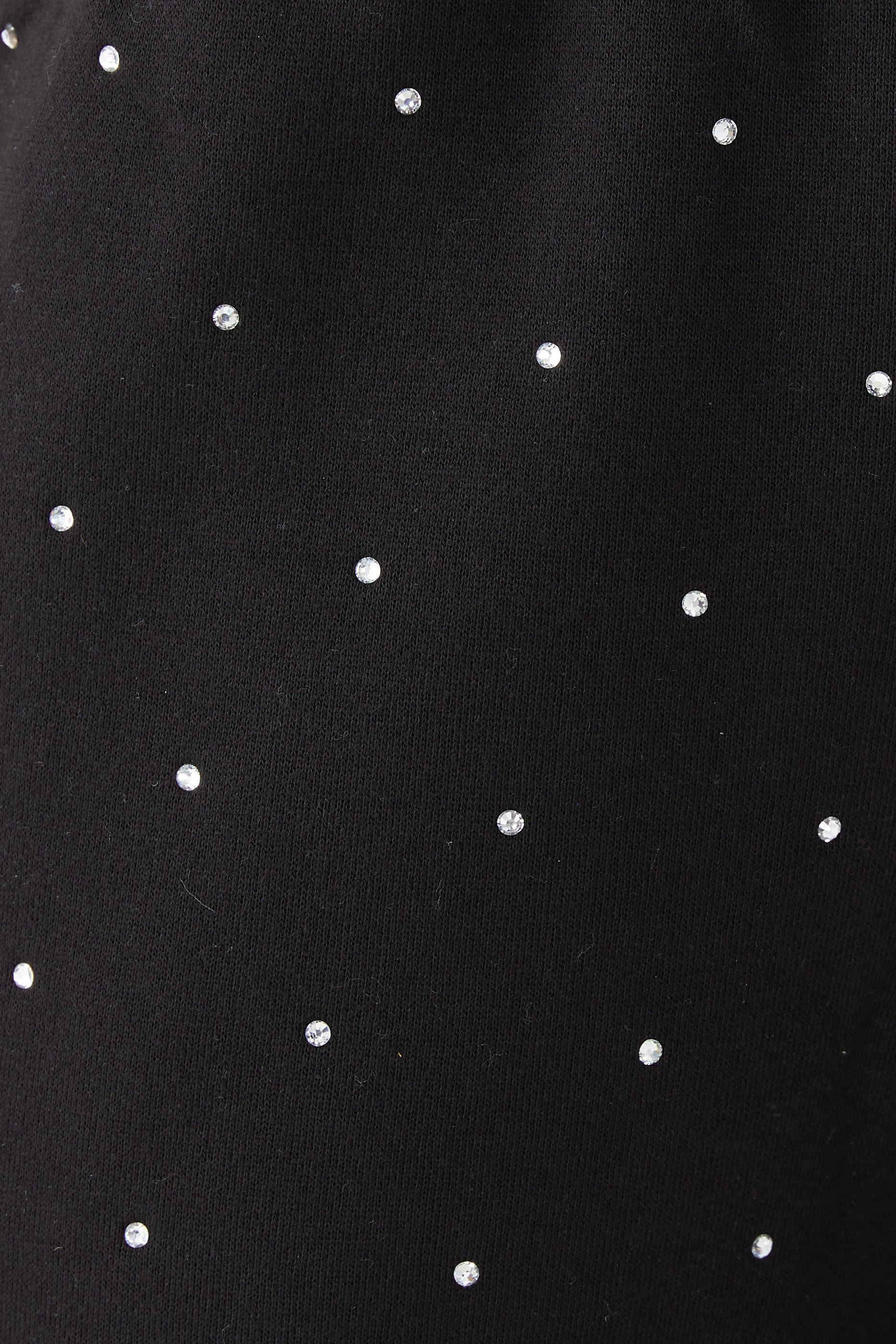 بنطال رياضي بقصة ساق واسعة مرصع بالكريستال