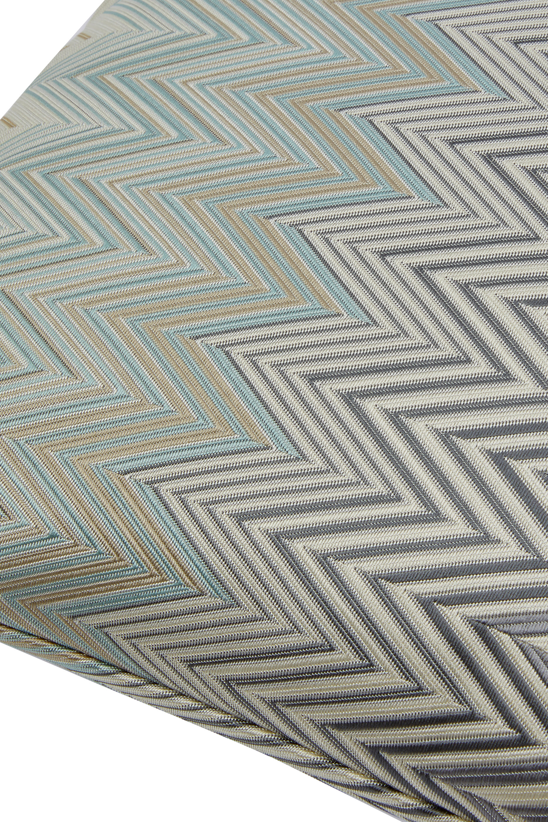 وسادة باستيا