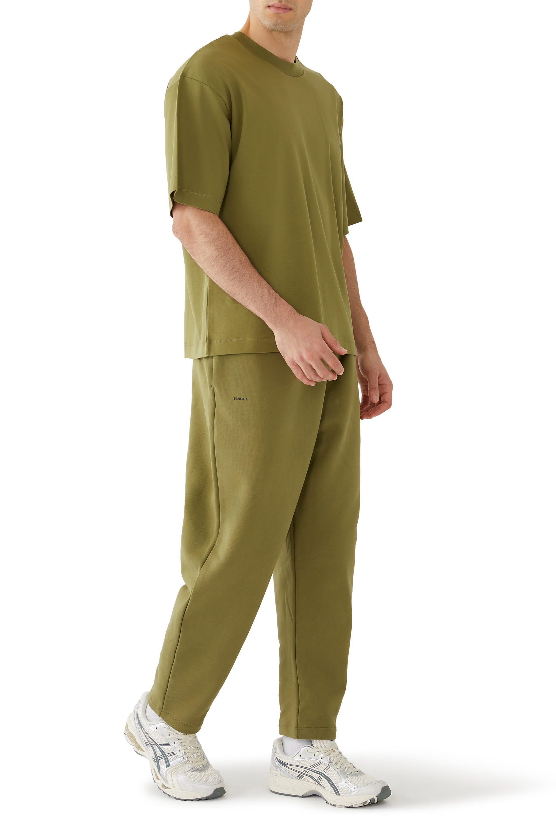 تيشيرت دي ان ايه فضفاض