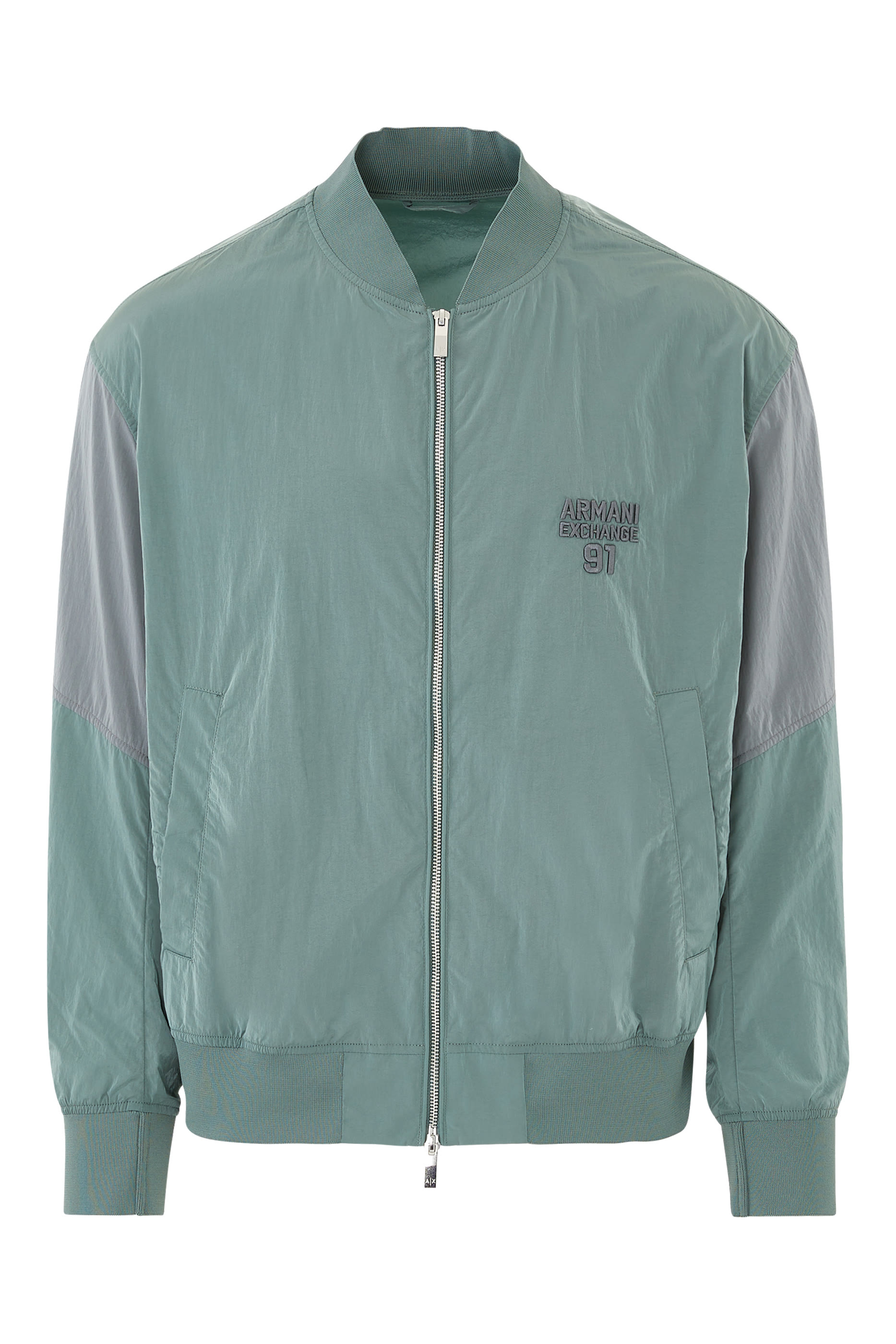 جاكيت بومبر نايلون بشعار الماركة