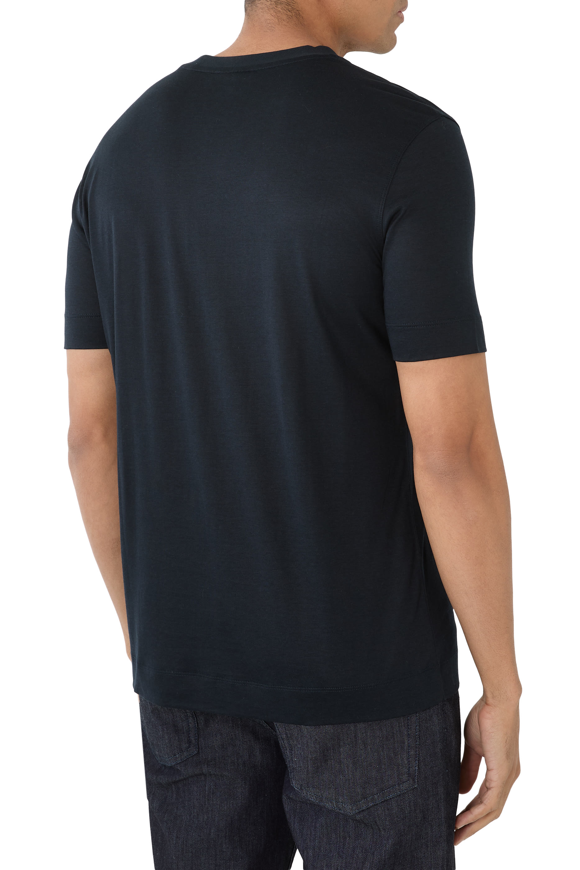 تيشيرت بشعار الماركة صغير