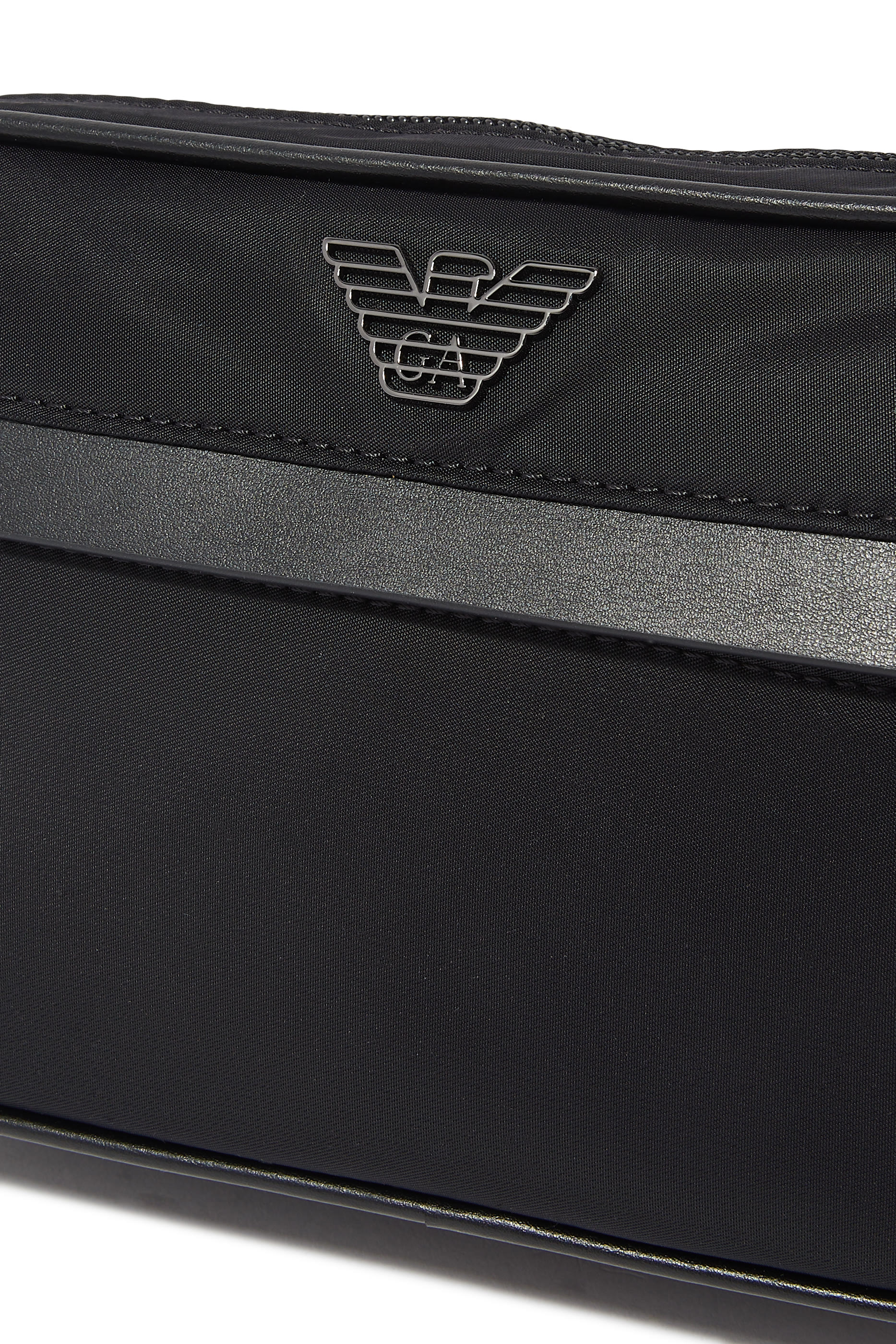 حقيبة مستلزمات العناية الشخصية