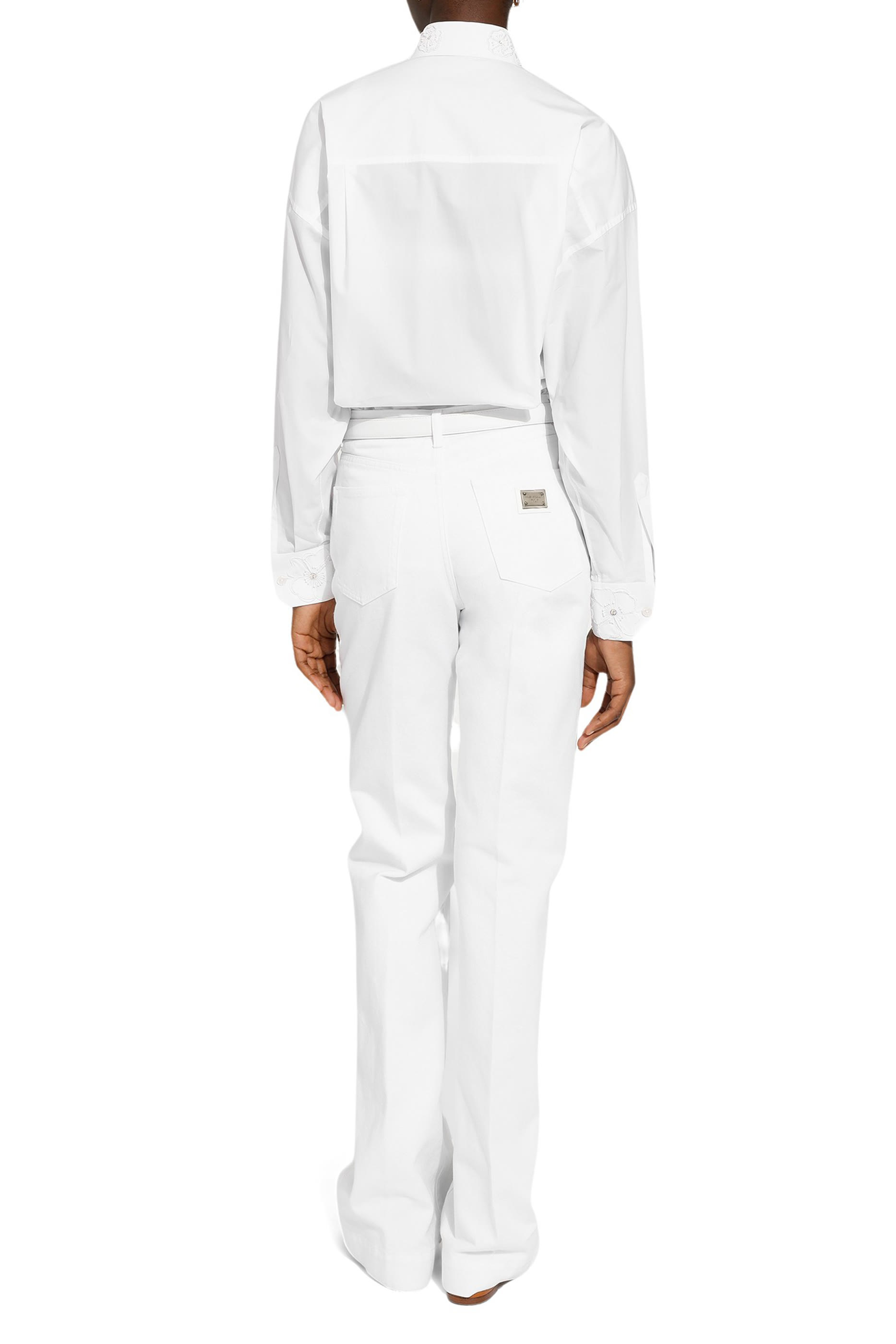 بنطال جينز بقصة واسعة دنيم