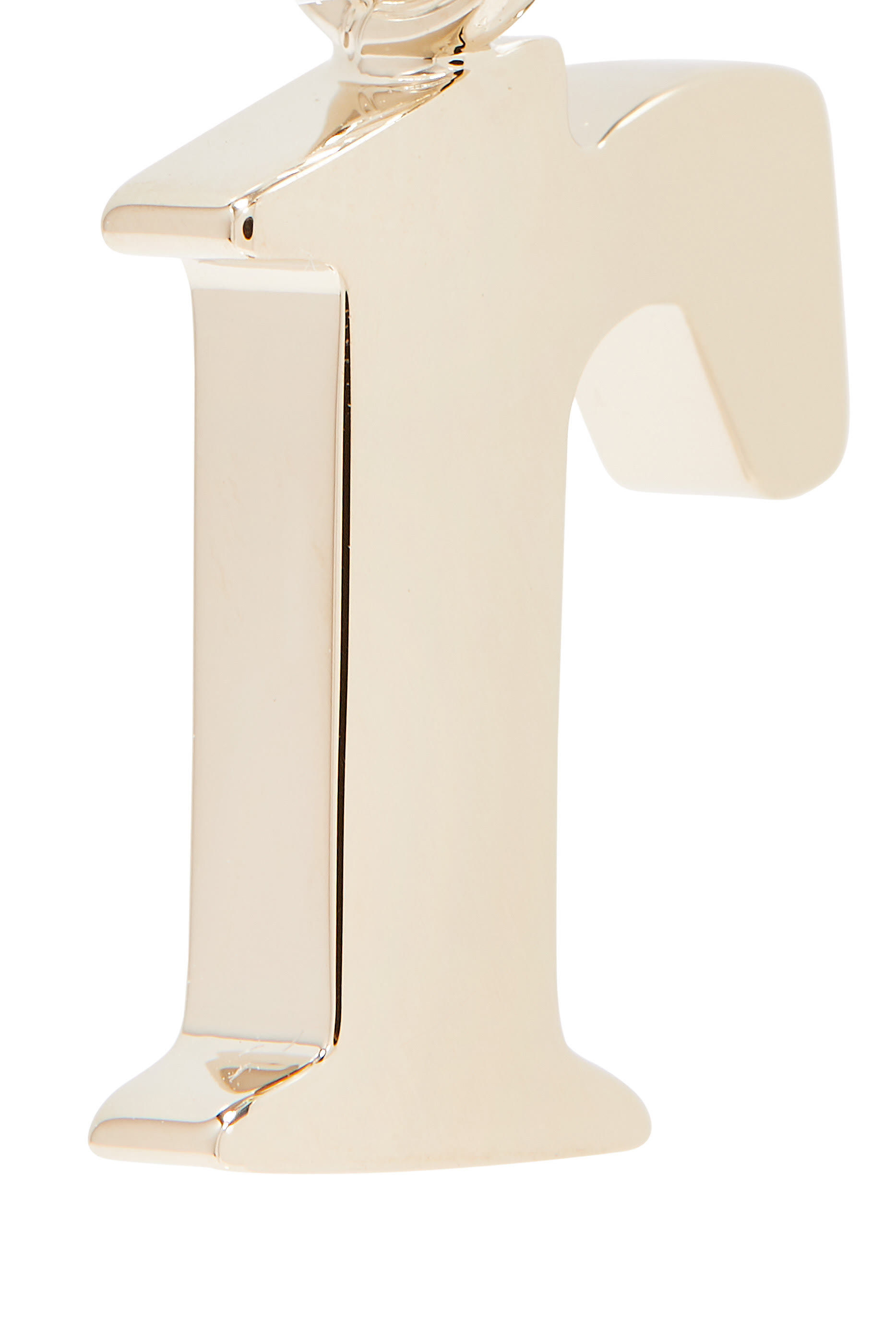 حلية بتصميم حرف R نحاس