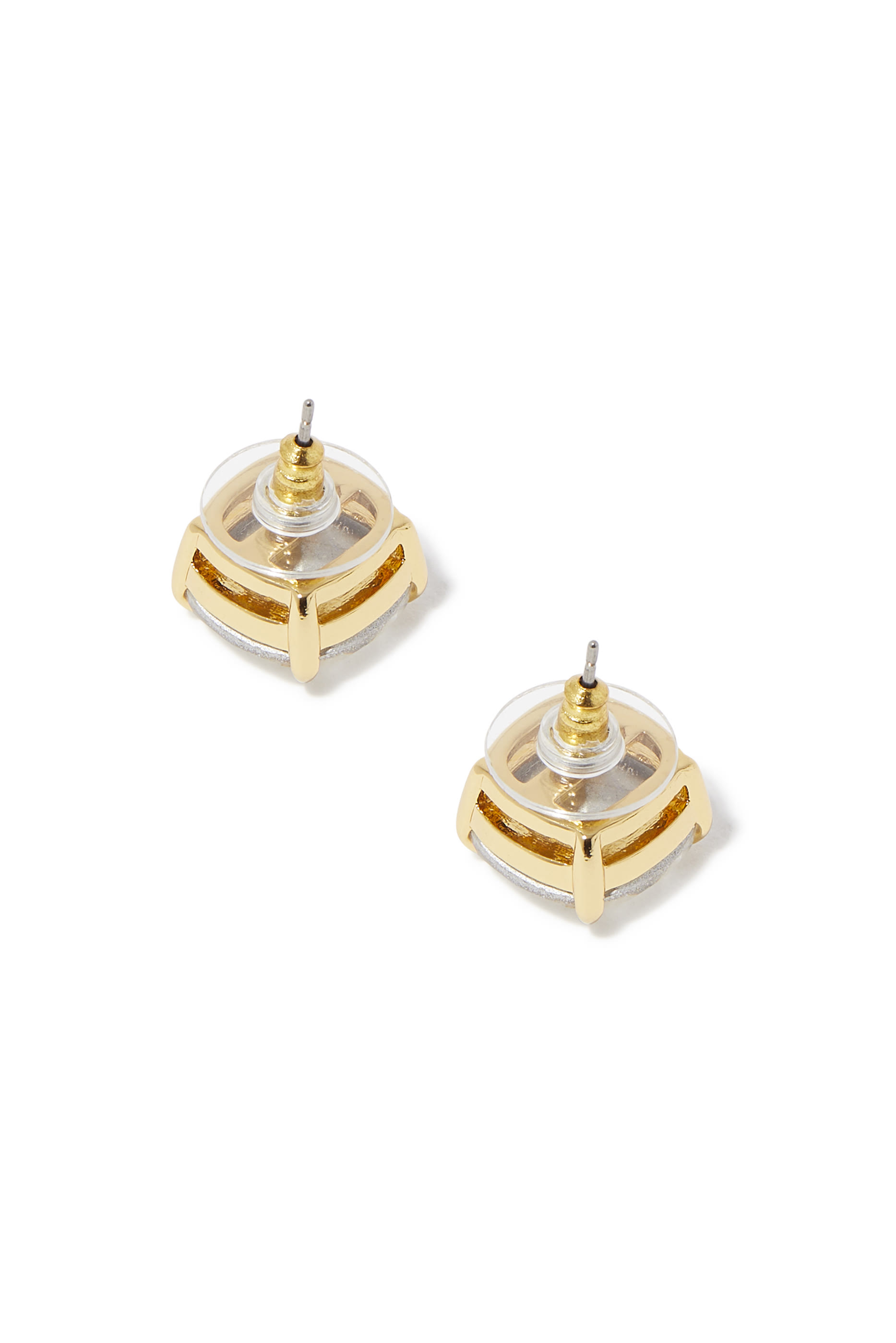 أقراط مربعة صغيرة