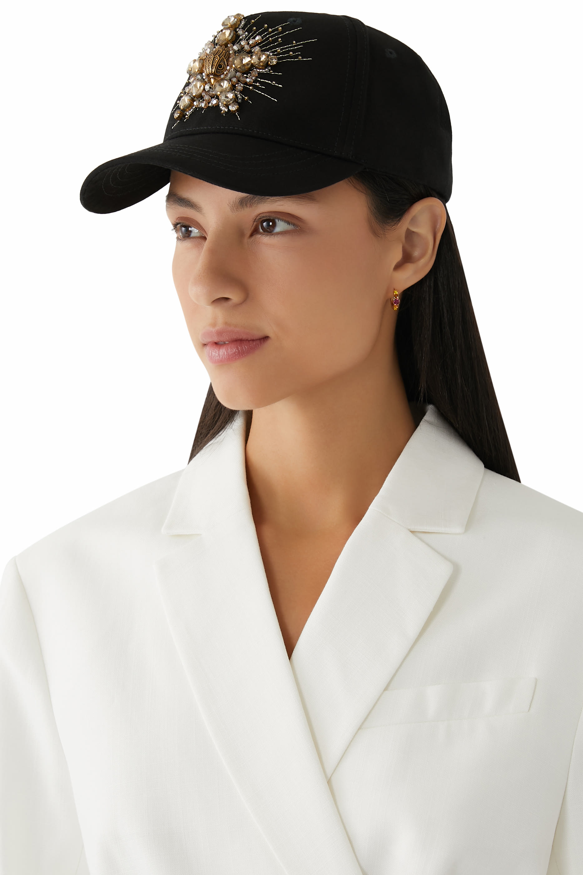 كاب بتطريزات نجمة