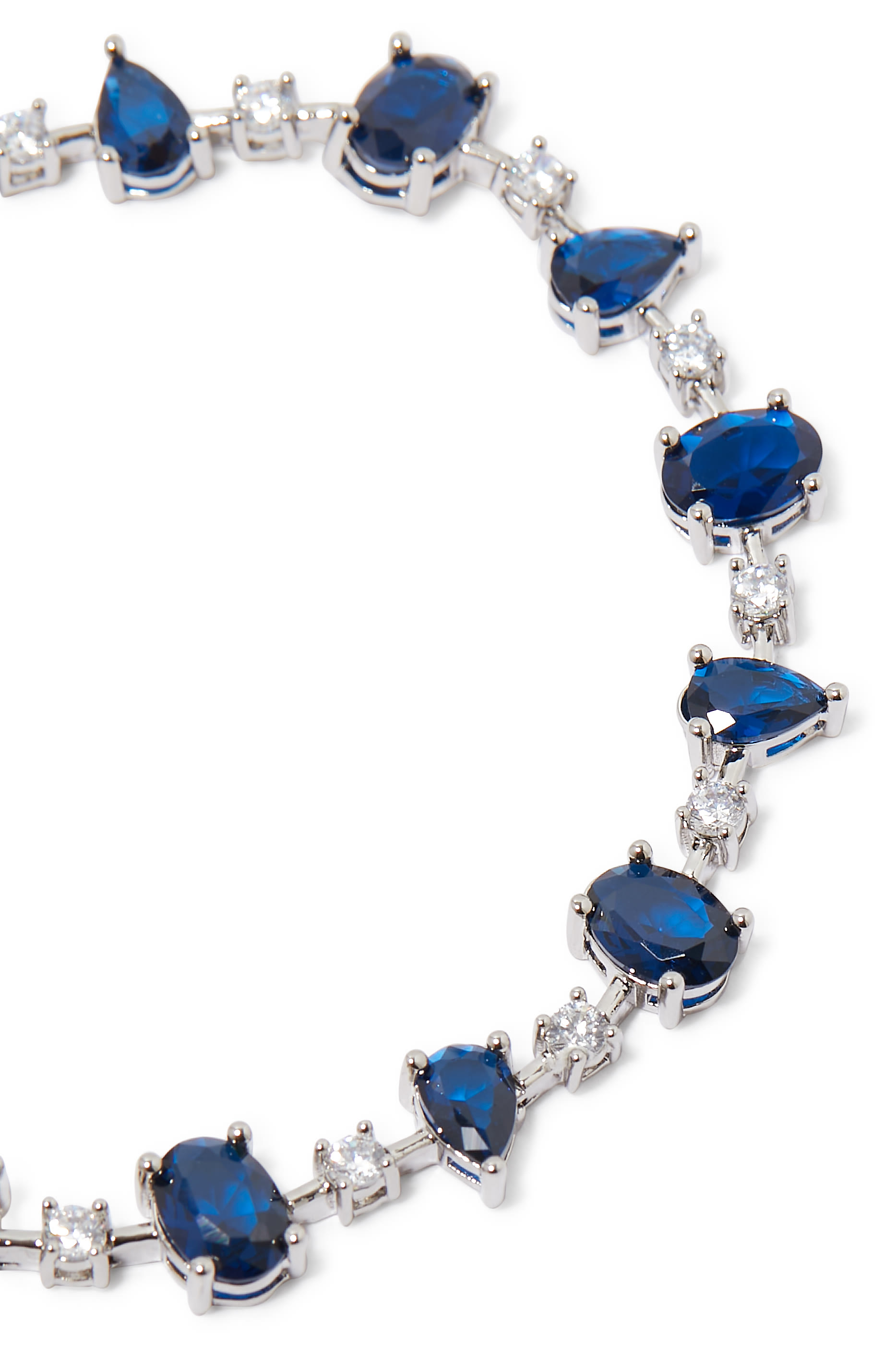 سوار مرصع بأحجار زركونيا مكعبة بأشكال مختلفة، نحاس مطلي بالروديوم