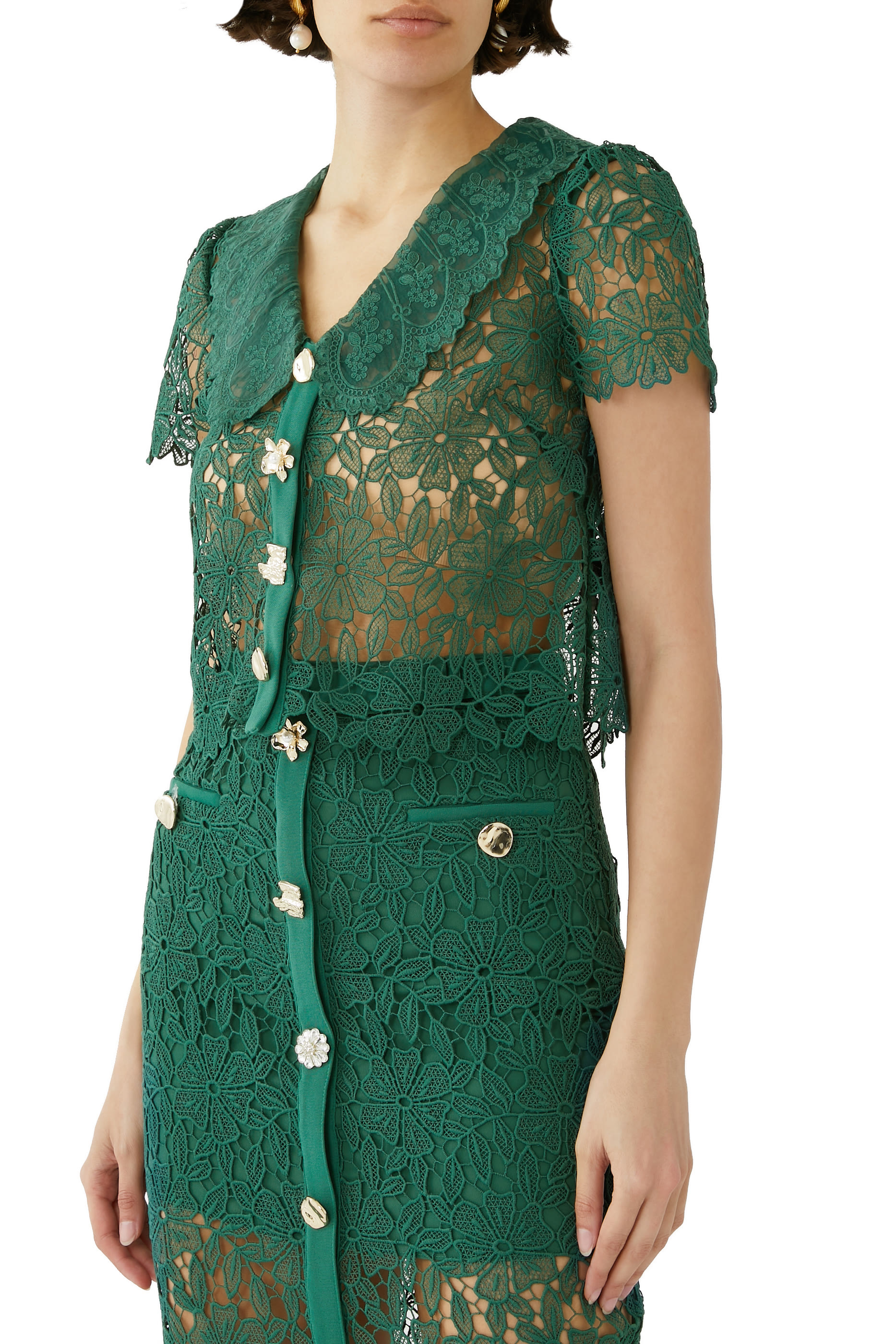 بلوزة دانتيل جوبير